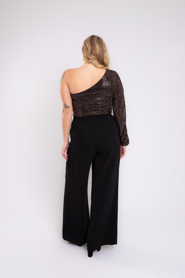 Hose mit weit geschnittenem Bein image number 4