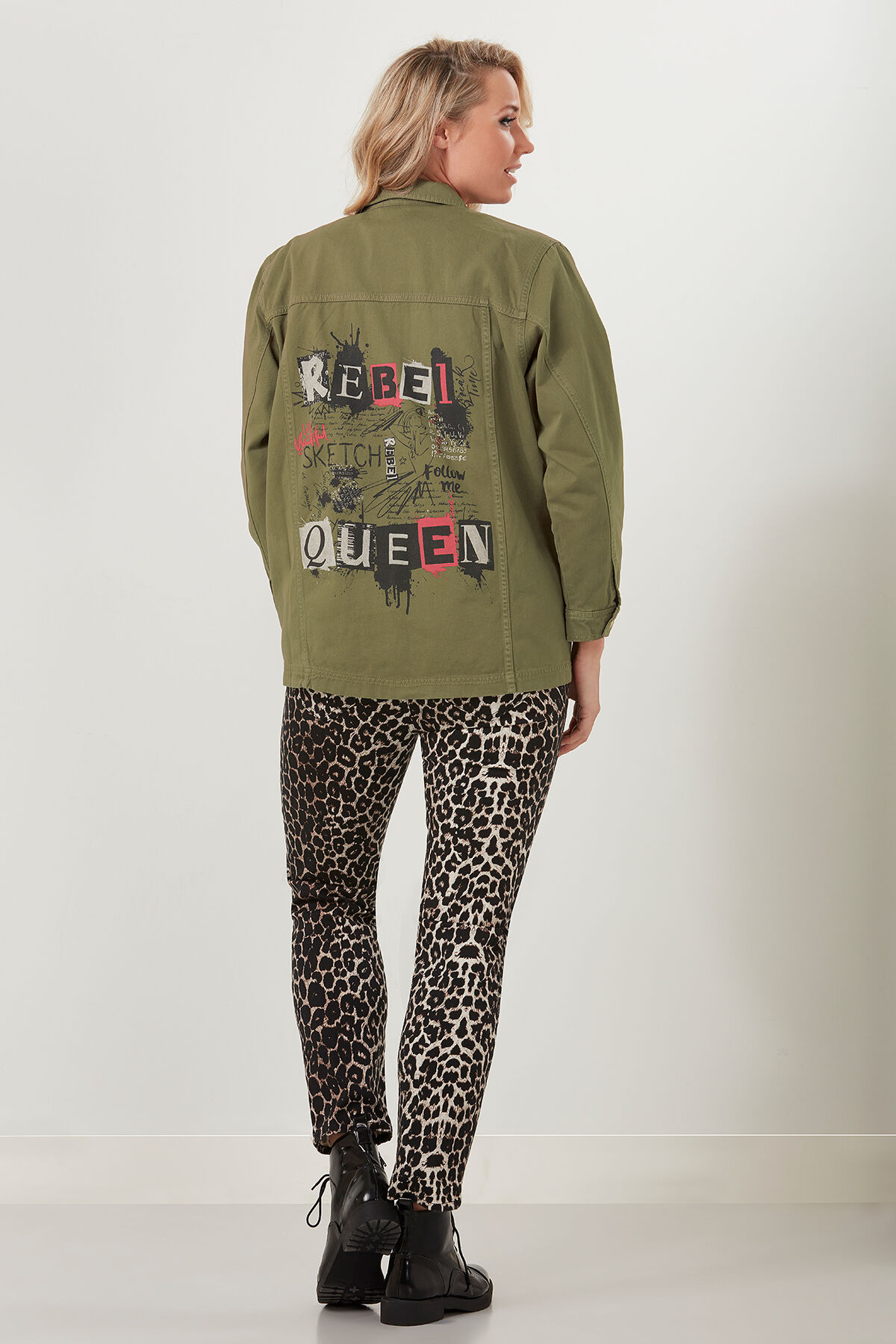 Jacke mit Applikationen und Text-Print image number 3