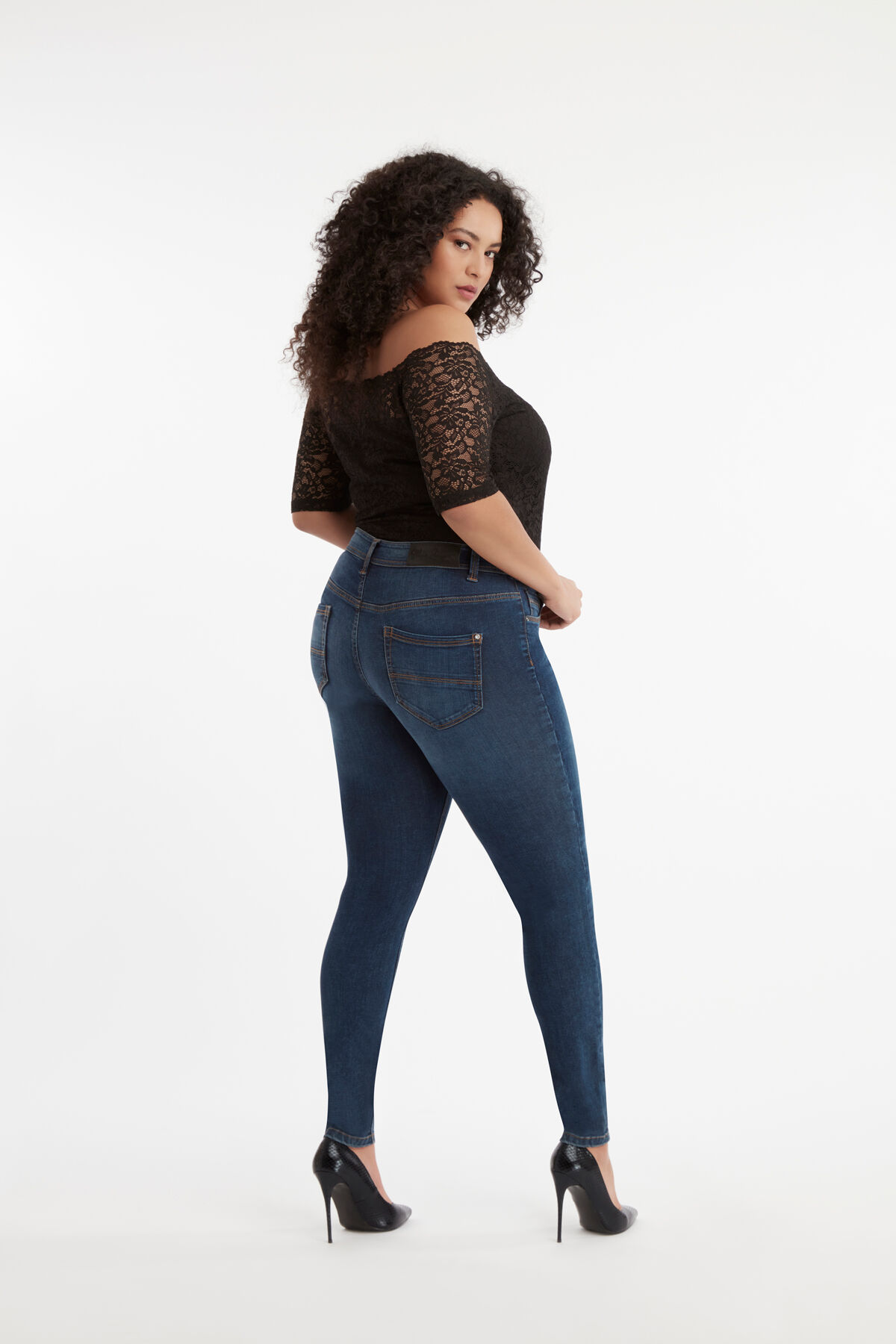 Magic Simplicity SHAPES Jeans image number 4