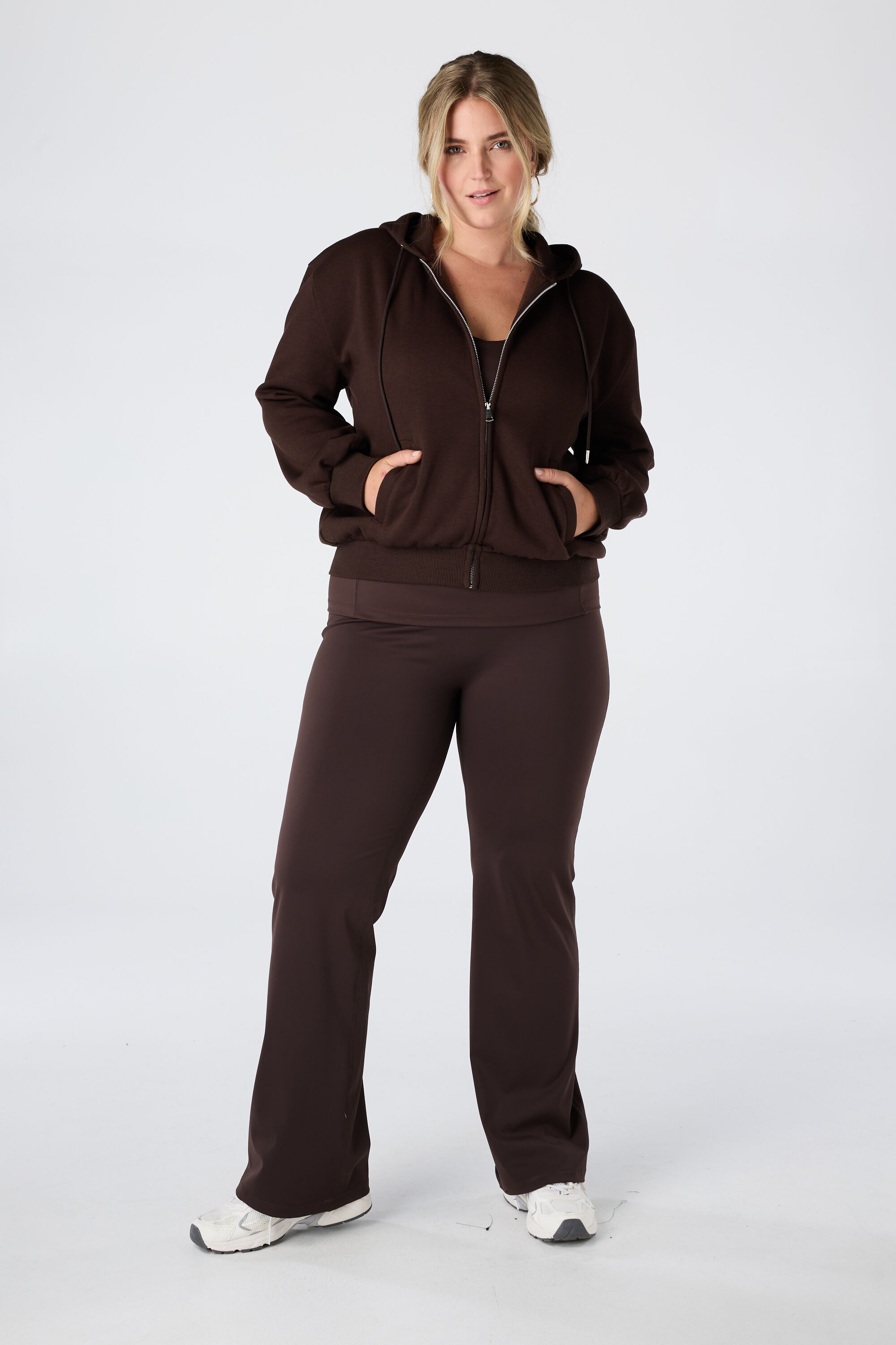 Sweatjacke mit Kapuze image number 5