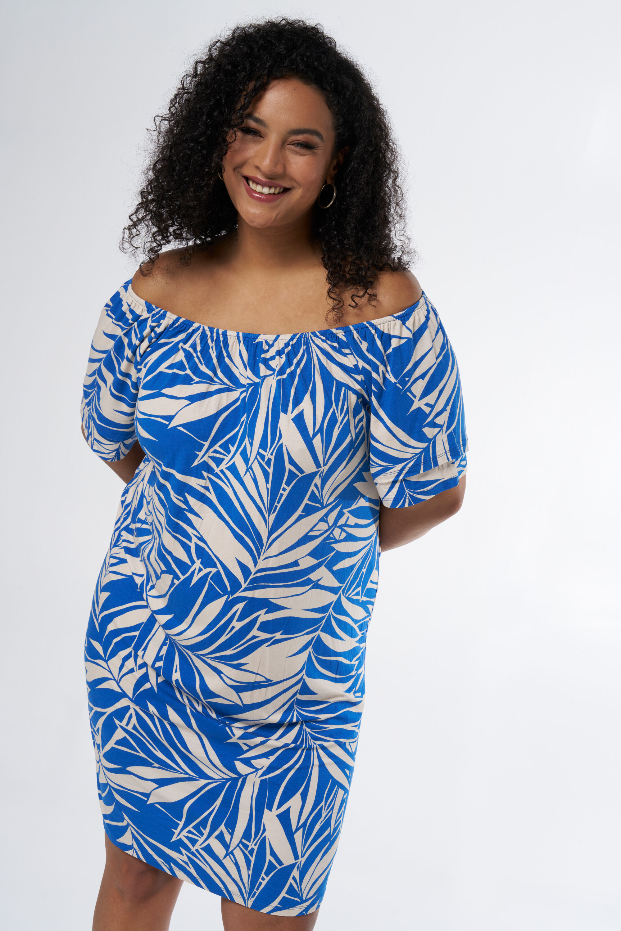 Schulterfreies Kleid image number 5