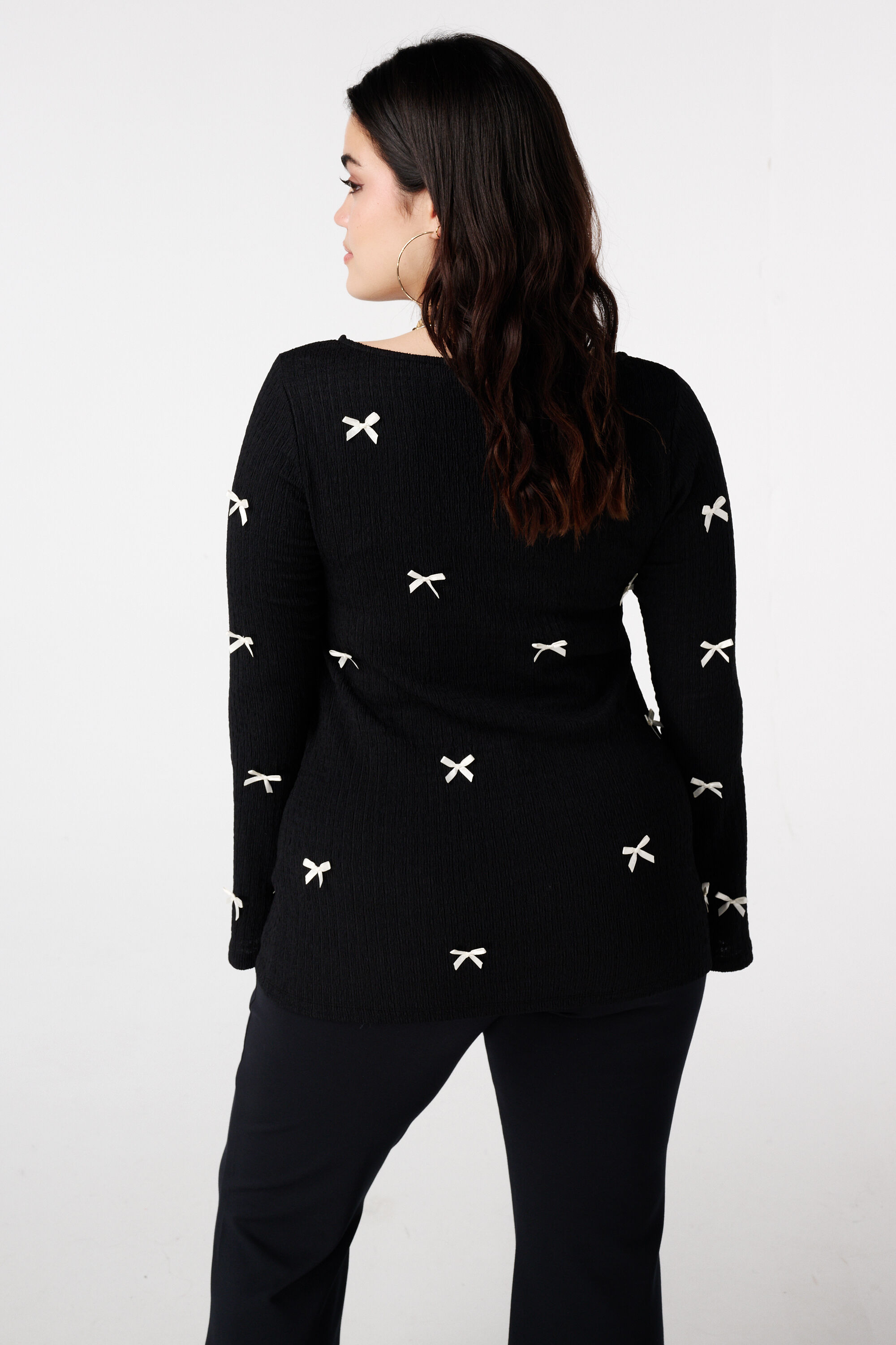 Top mit Schleifendetails image number 3