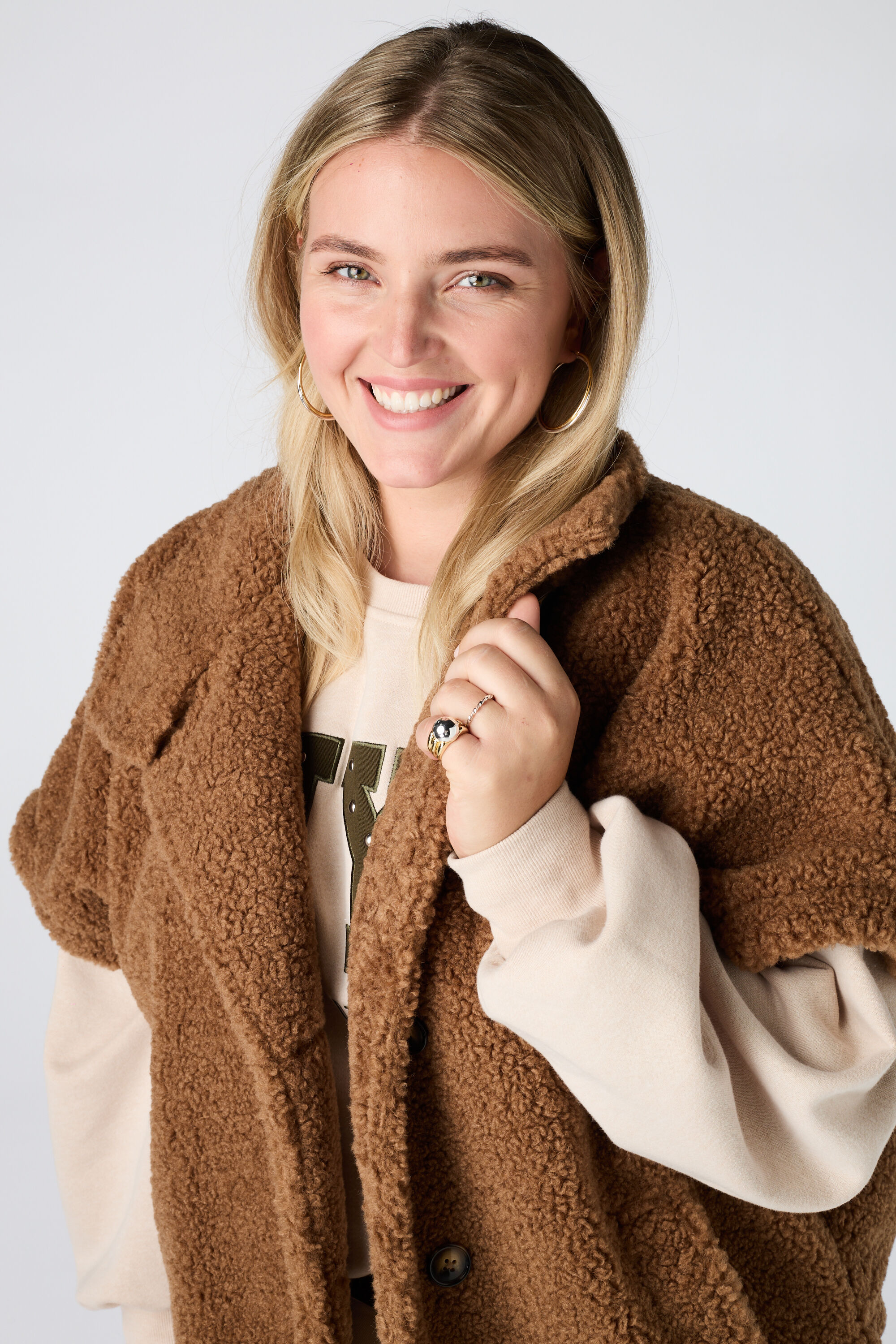 Teddyjacke mit kurzen &Auml;rmeln image number 4