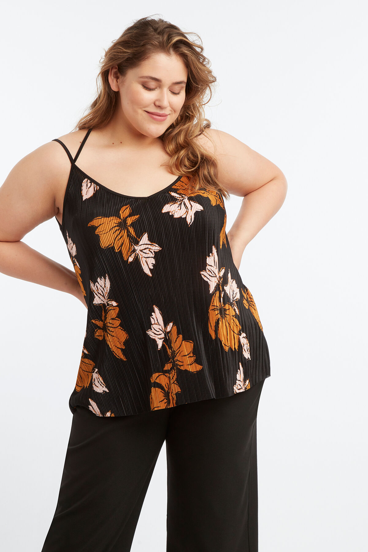 Plissee-Top mit Blumen-Motiv image number 4