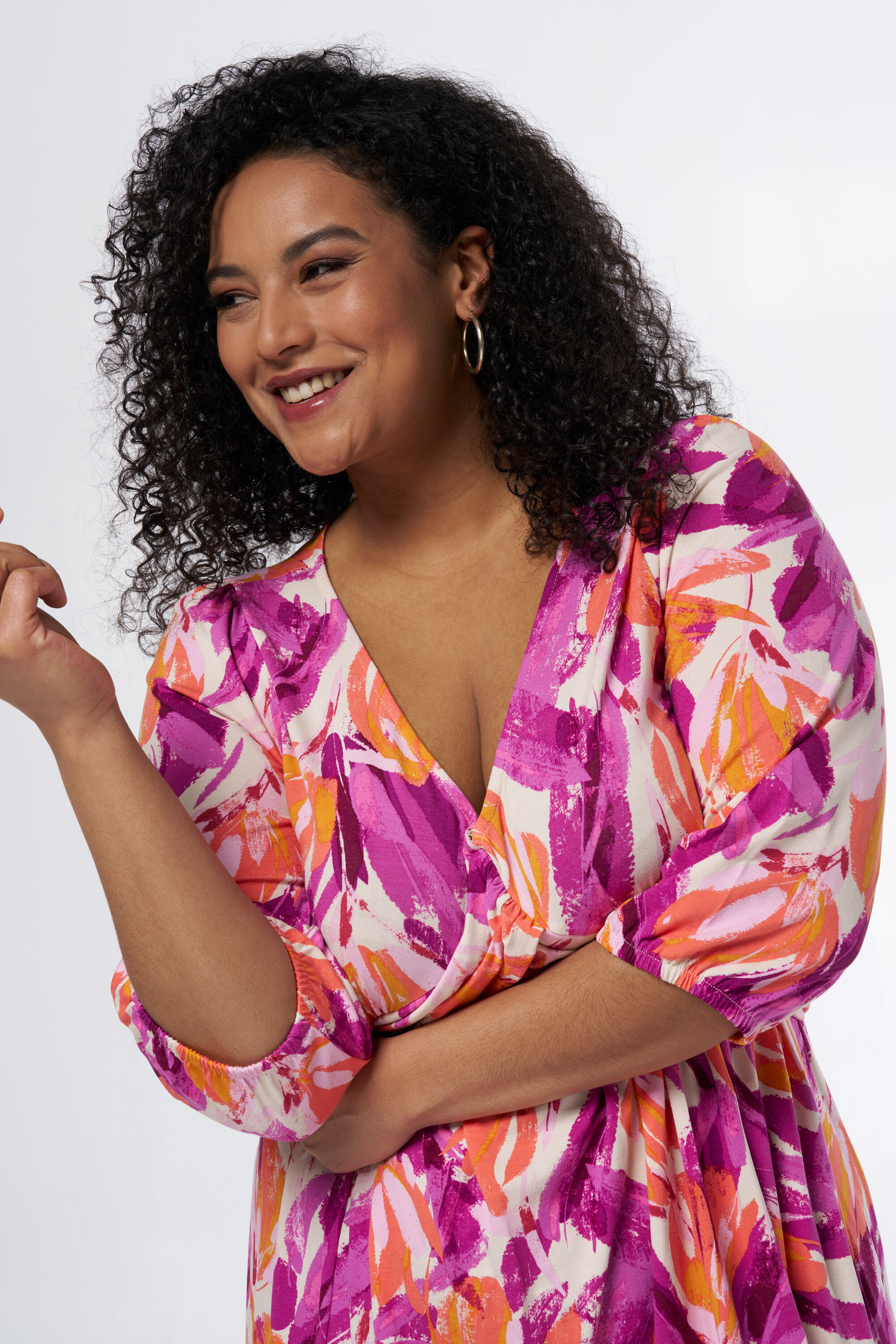 Midikleid mit auff&auml;lligem Print  image number 4