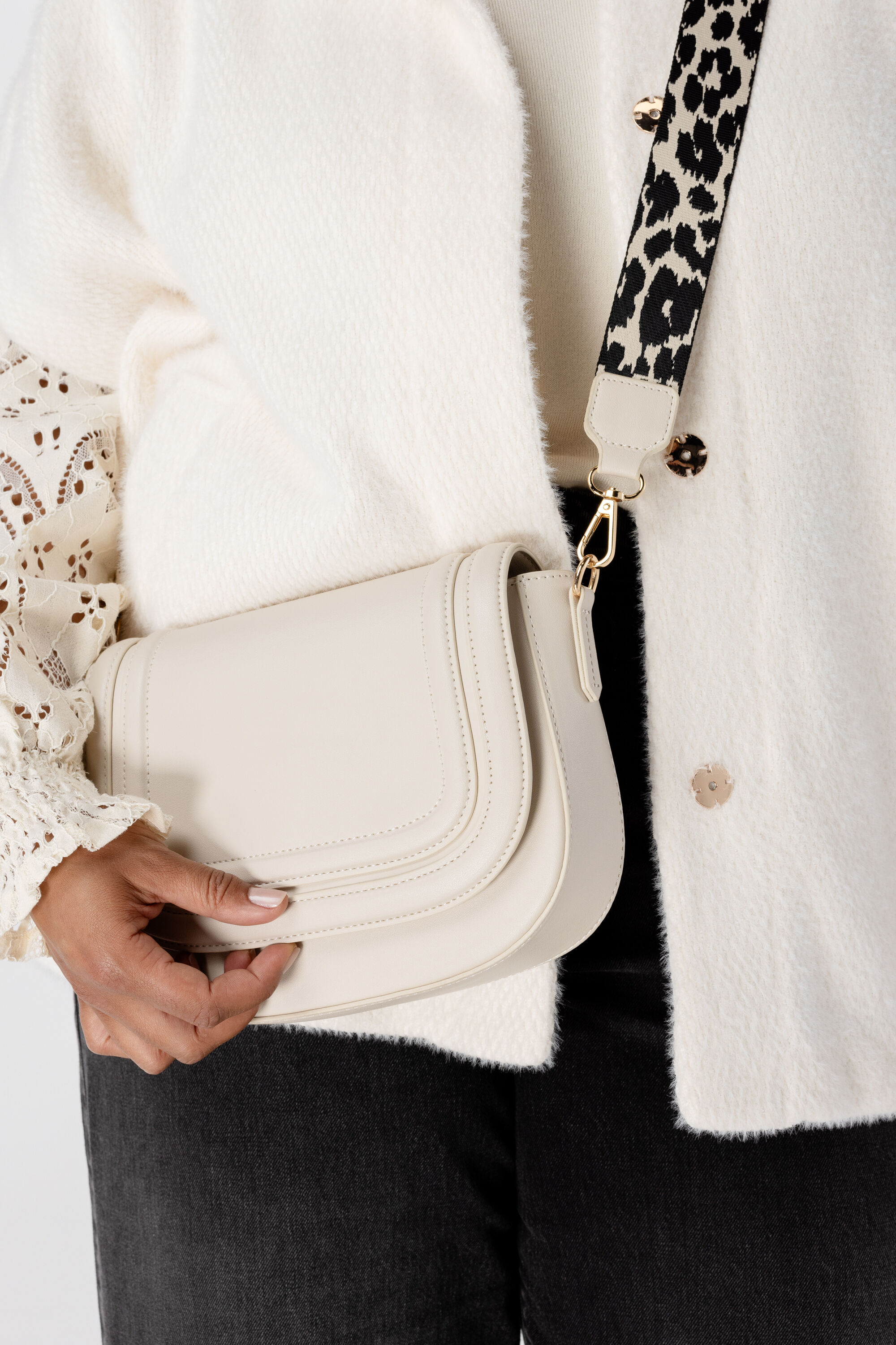 Schultertasche mit verstellbarem Riemen image number 3