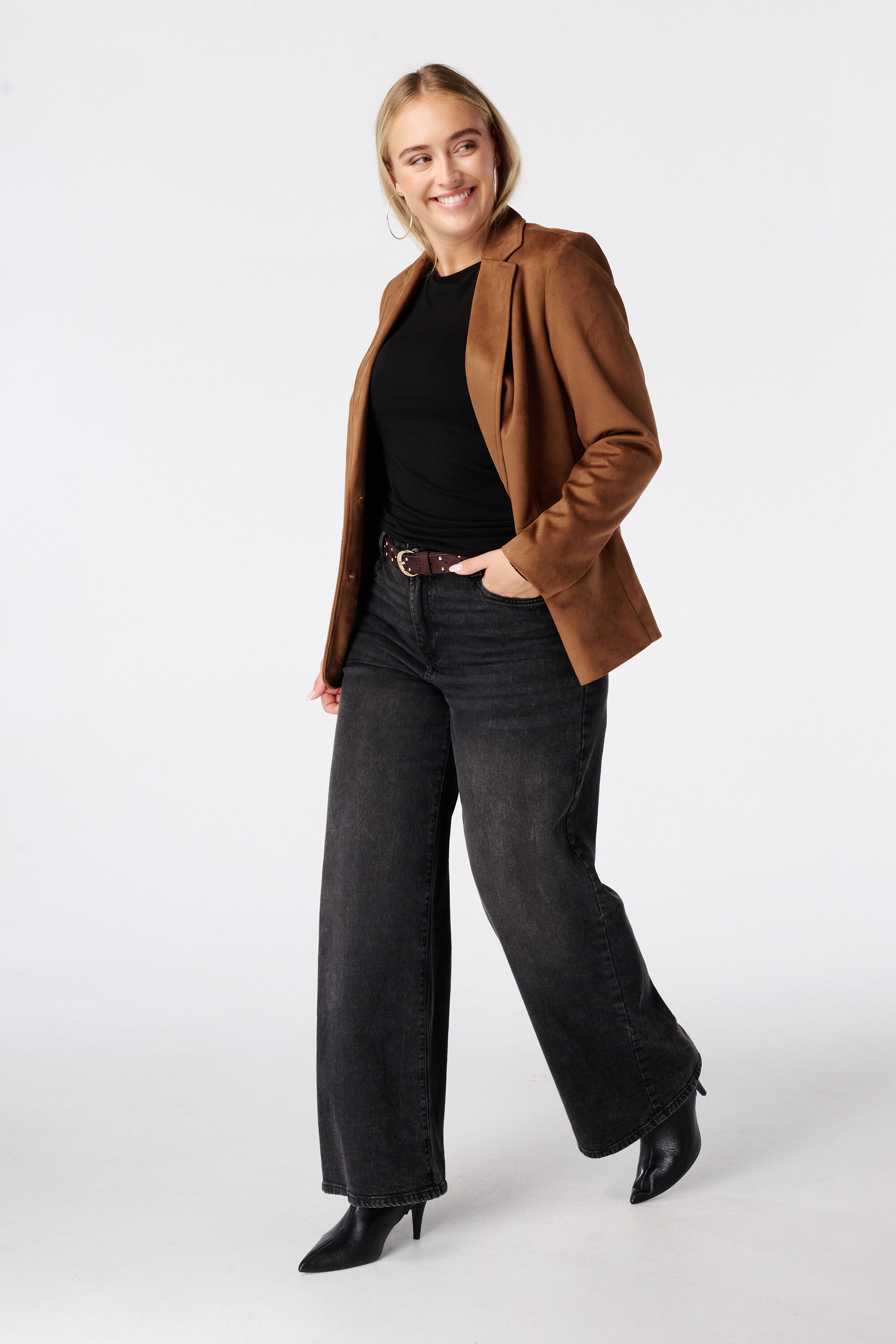Blazer in Velourslederoptik image number 5
