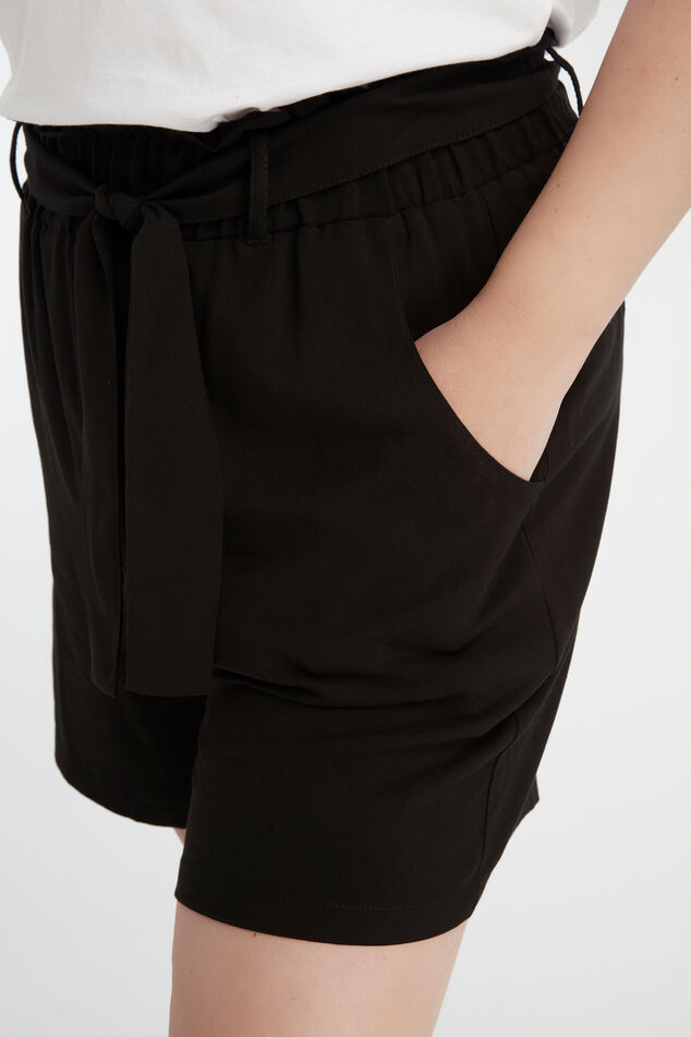 Viskose-Shorts mit Gürtel image number 5