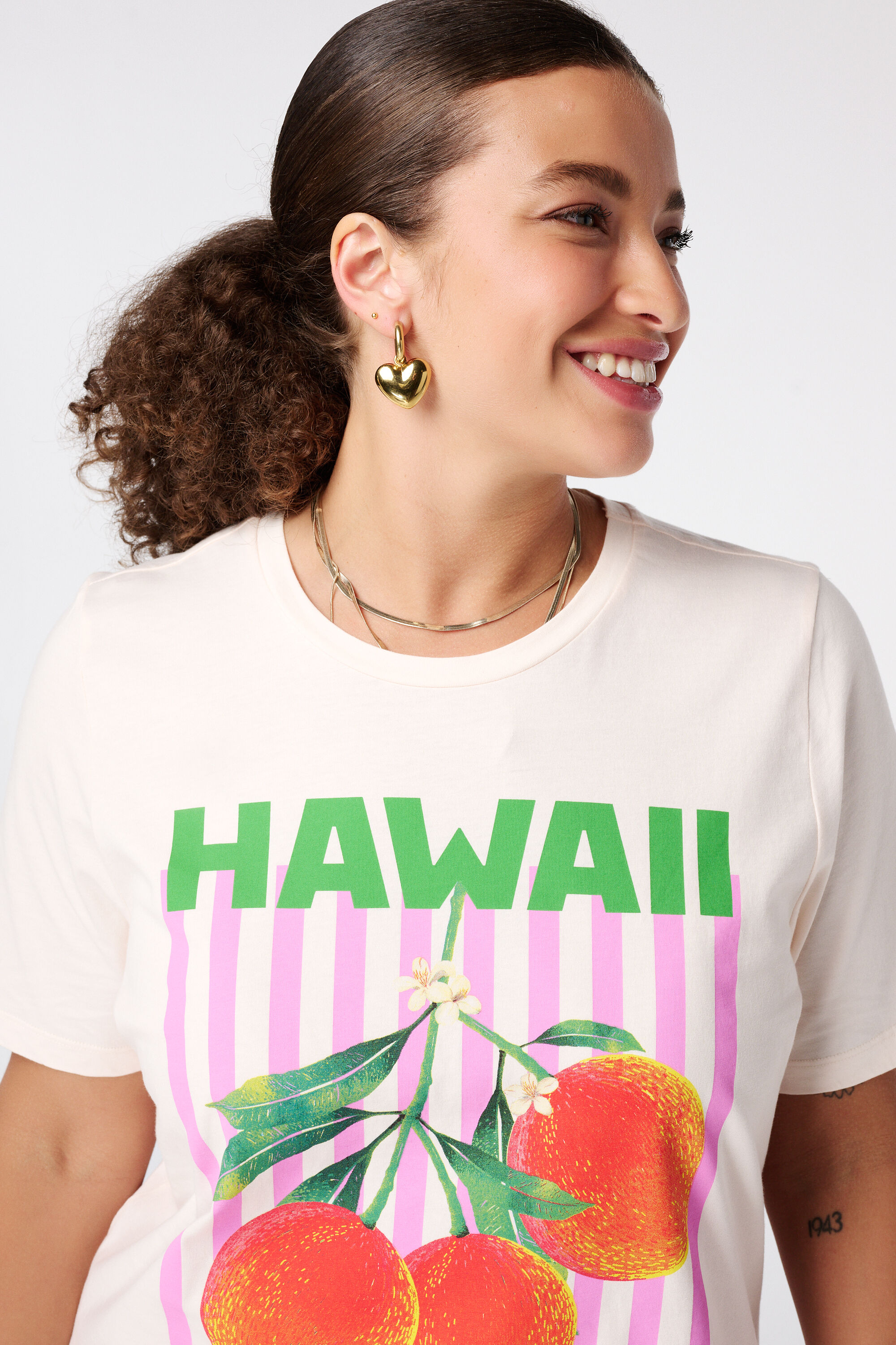 T-Shirt mit Schriftzug image number 4