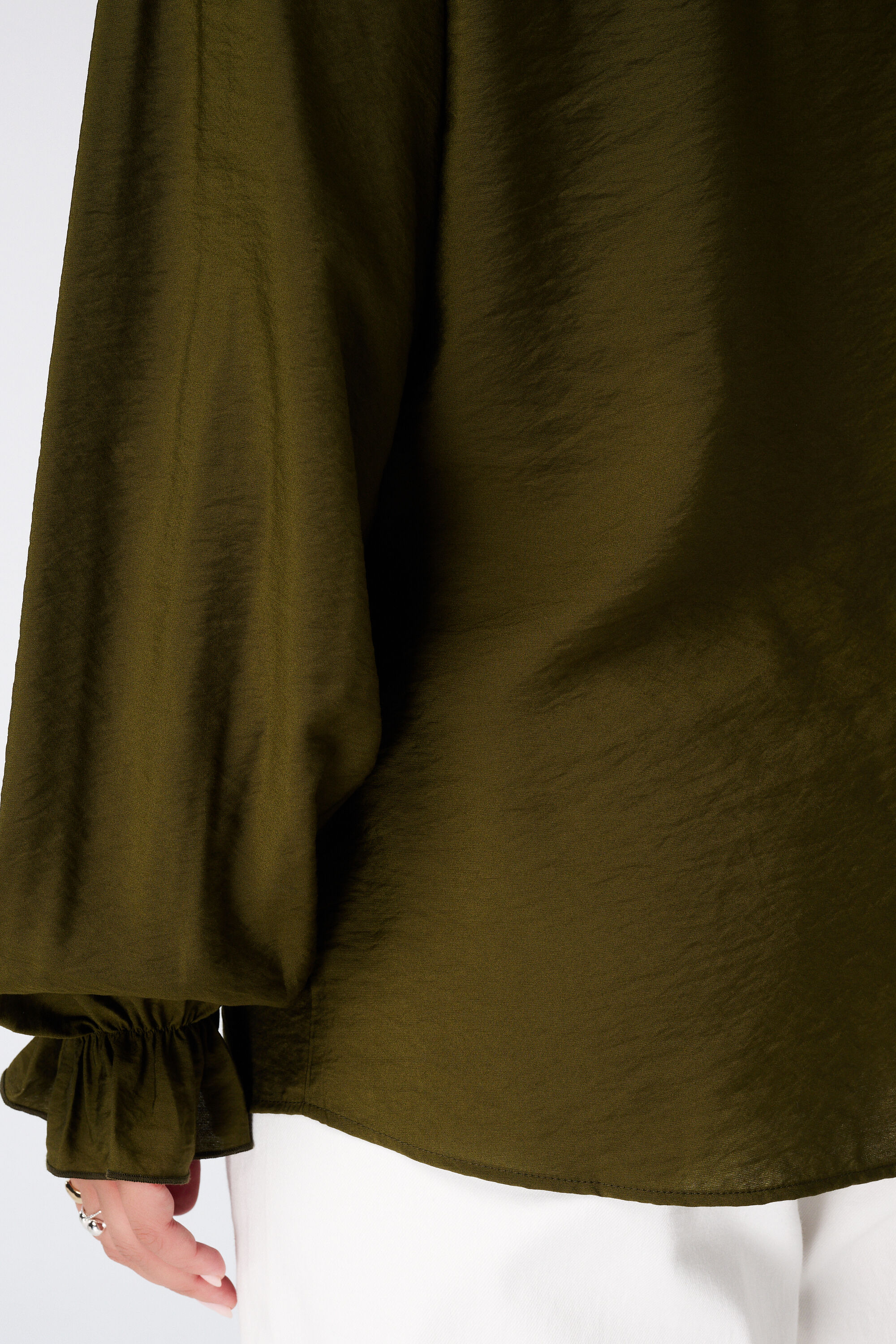 Bluse mit Volants image number 6