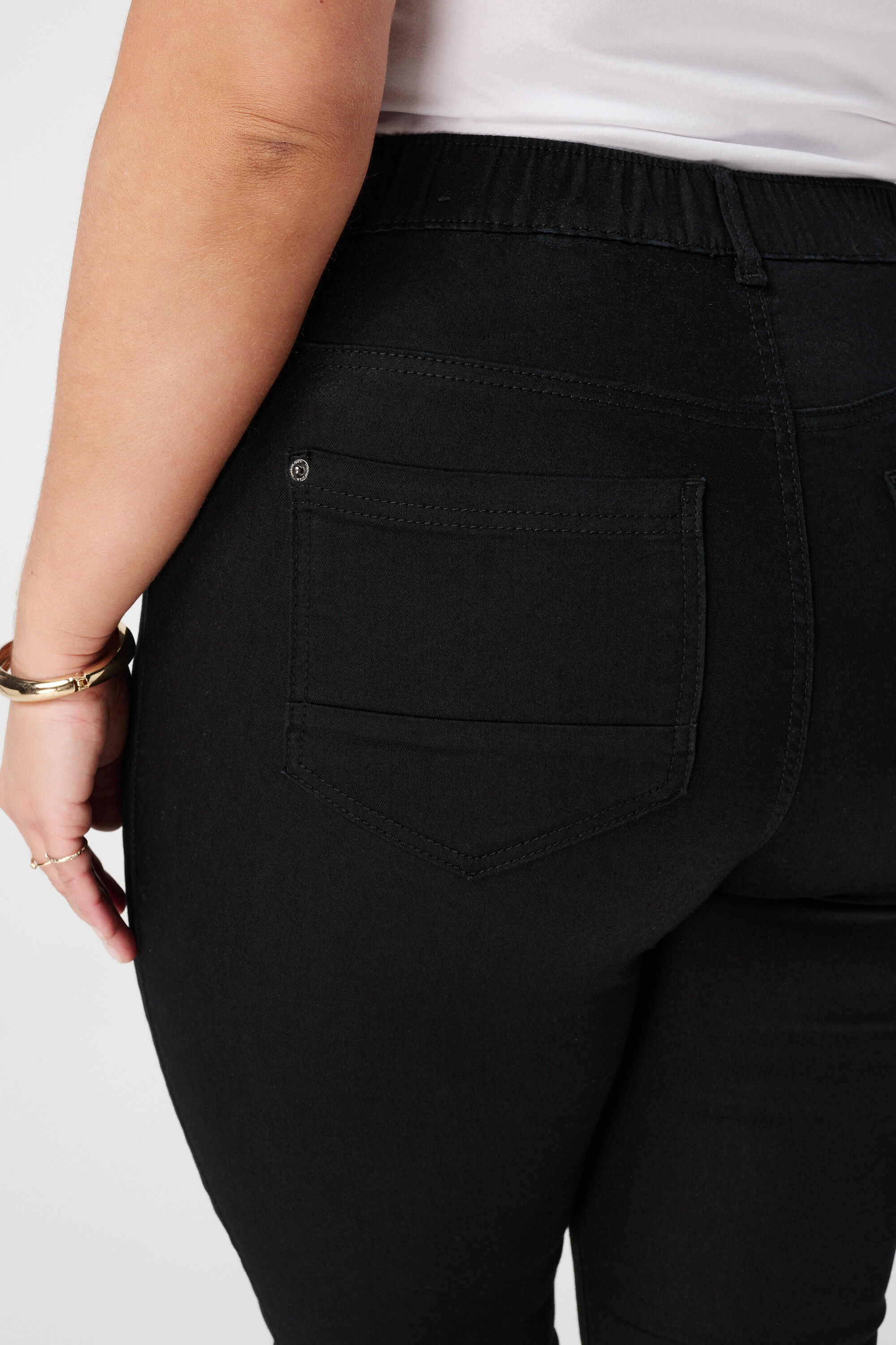 Capri-Treggings  image number 4