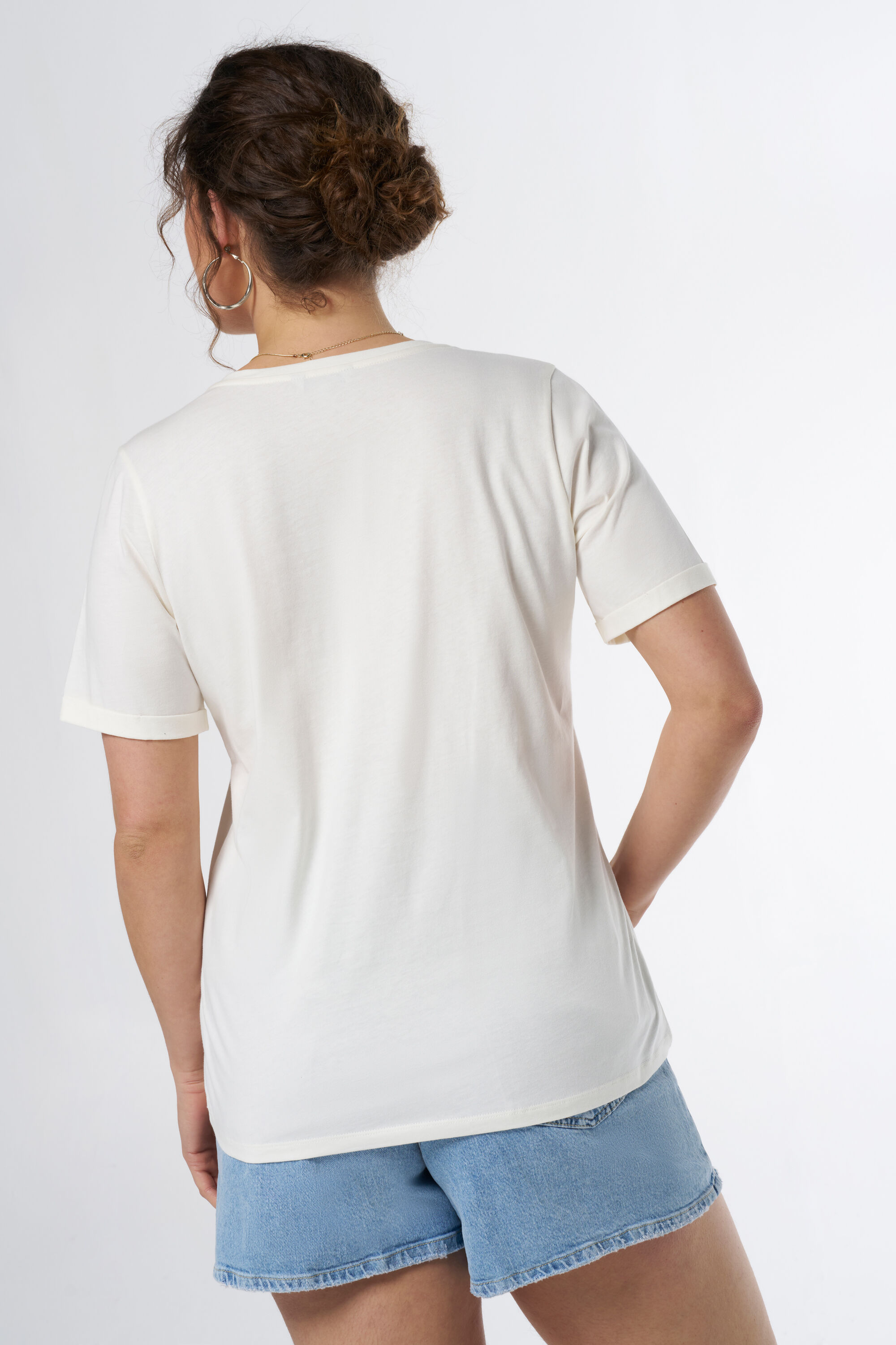 T-Shirt mit Strasssteinen  image number 3