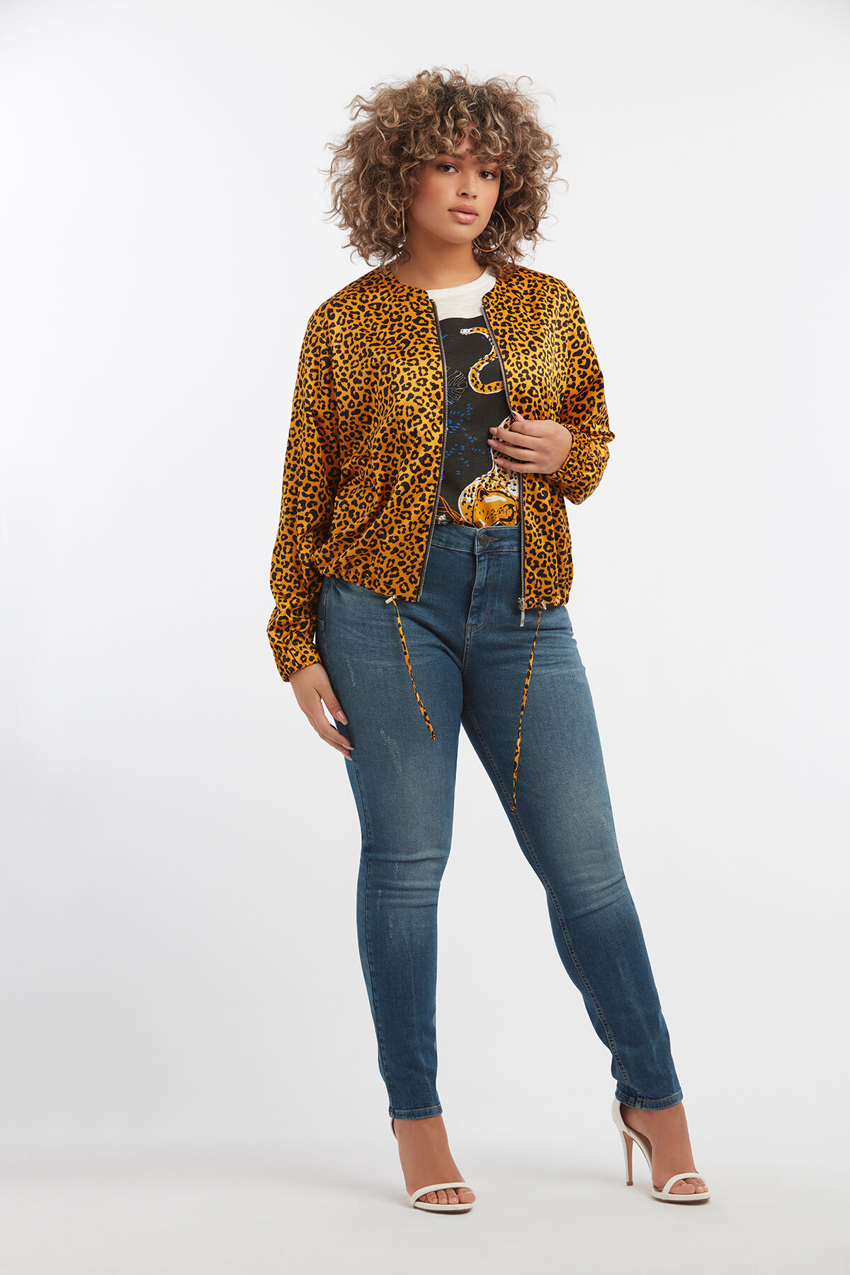 Bomberjacke mit Print image number 5