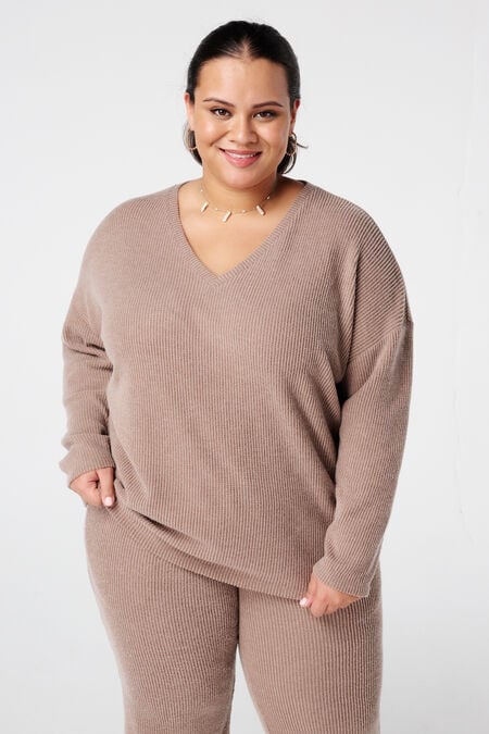 Fein gestrickter Pullover Fein gestrickter Pullover
