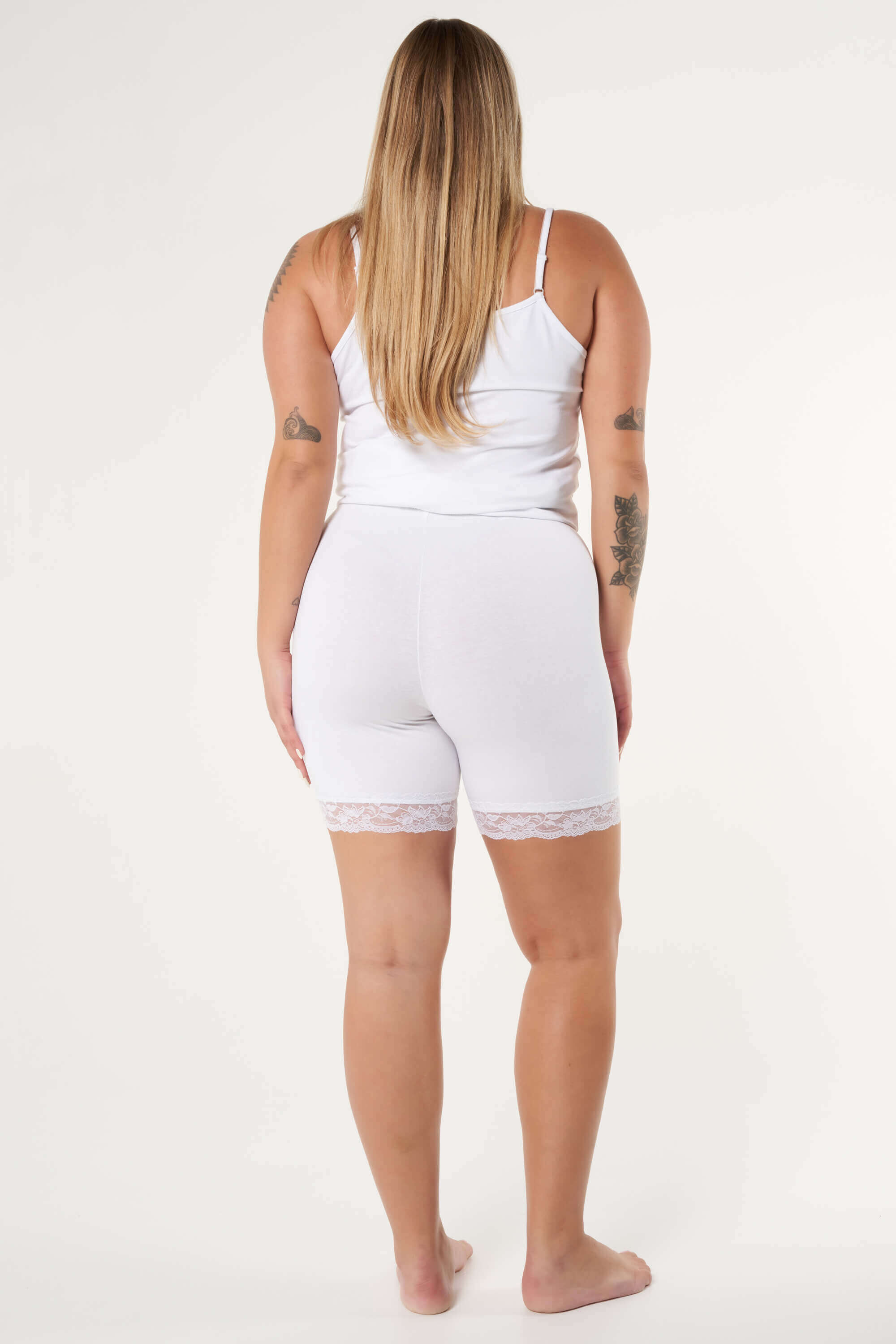 Kurze Leggings mit Spitze  image number 1