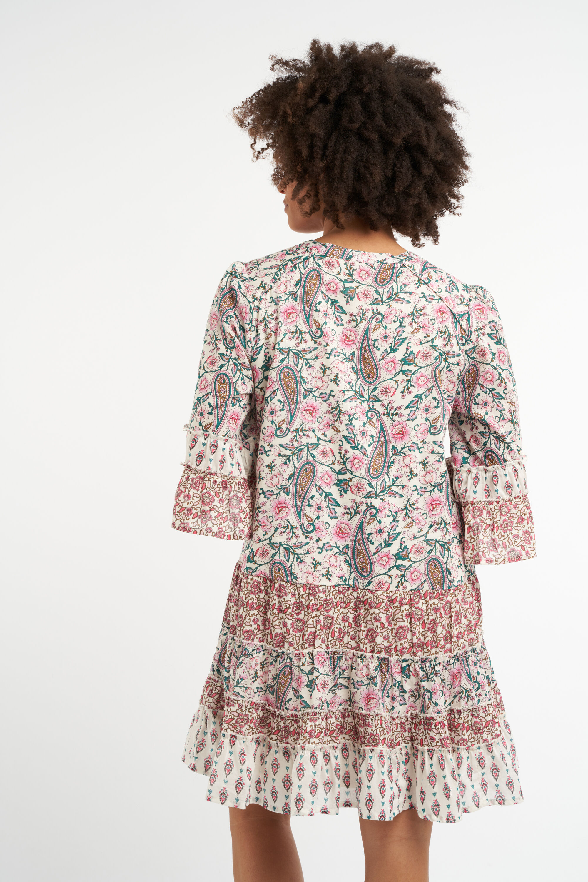 Kleid mit Patchwork  image number 4