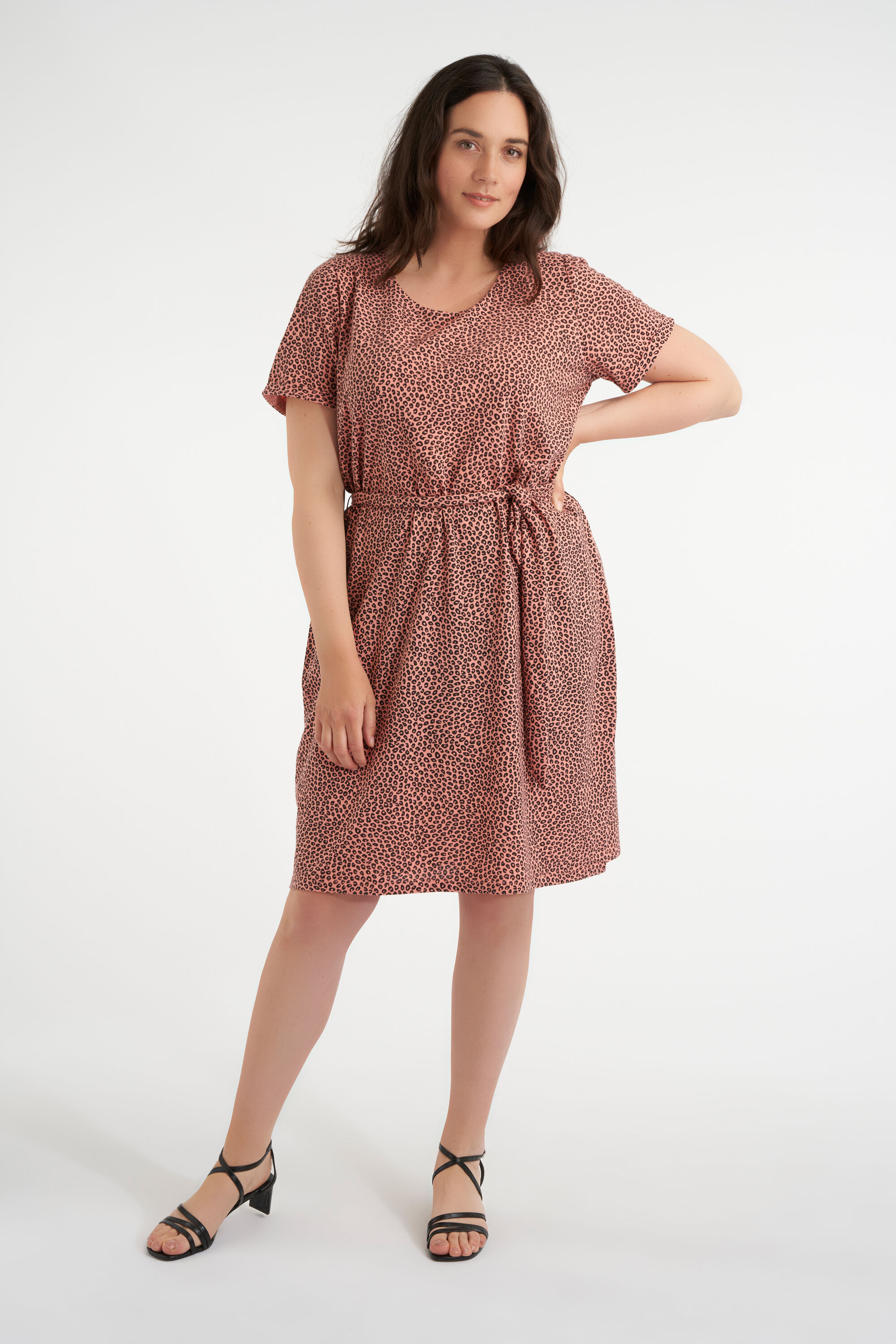 Kleid mit Bindeg&uuml;rtel image number 6