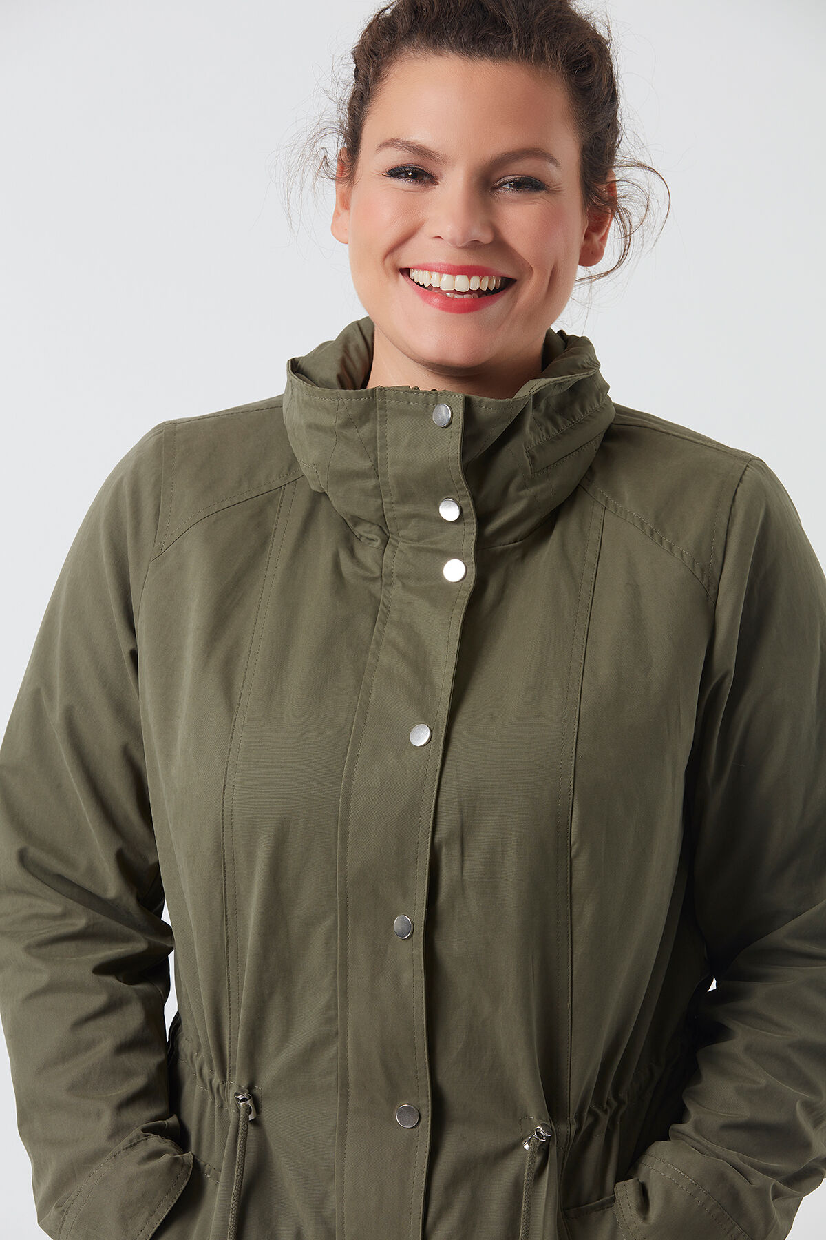 Parka mit floraler Stickerei image number 4