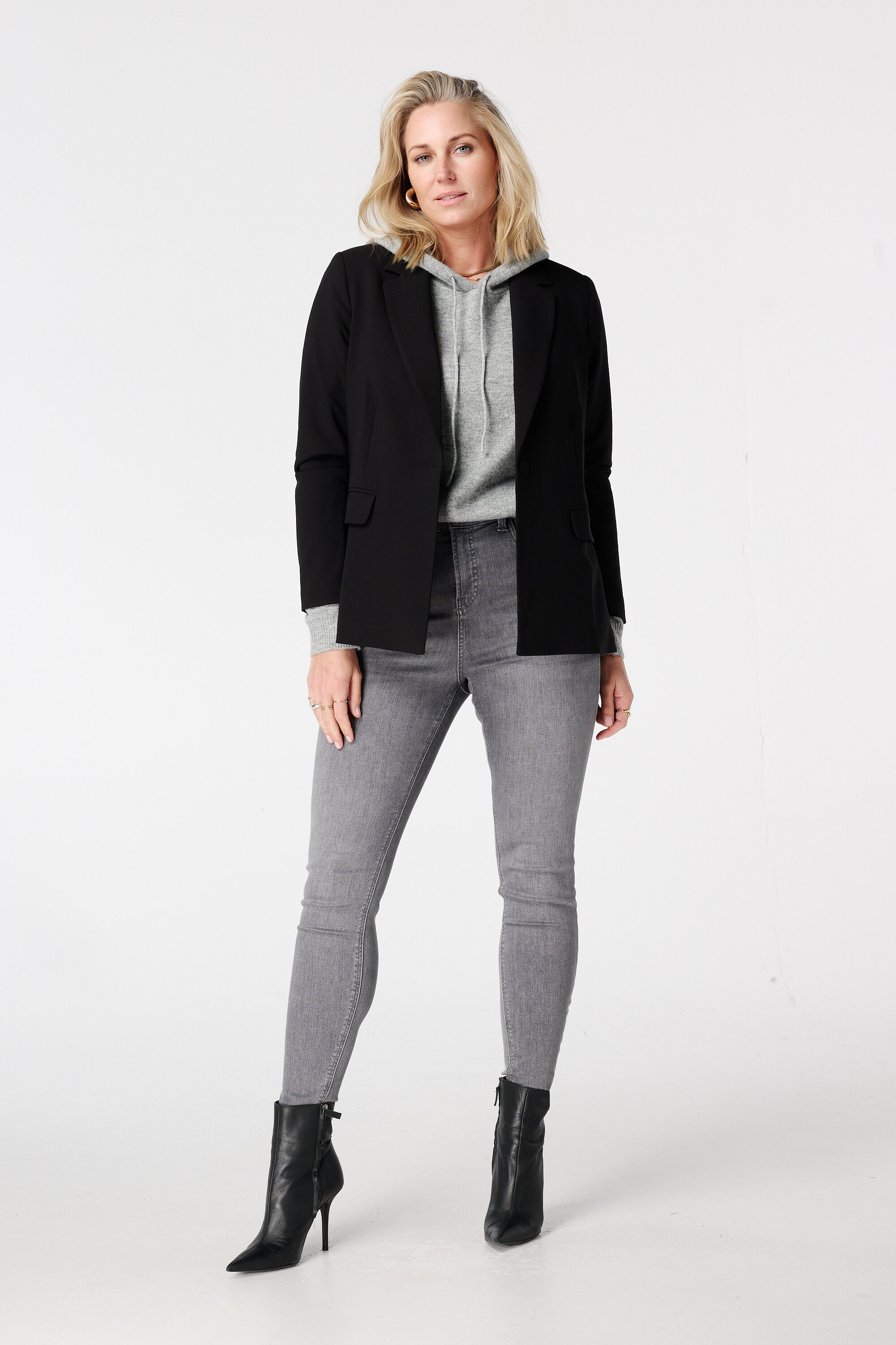 Skinny-Leg-Jeans mit hoher Taille CHERRY