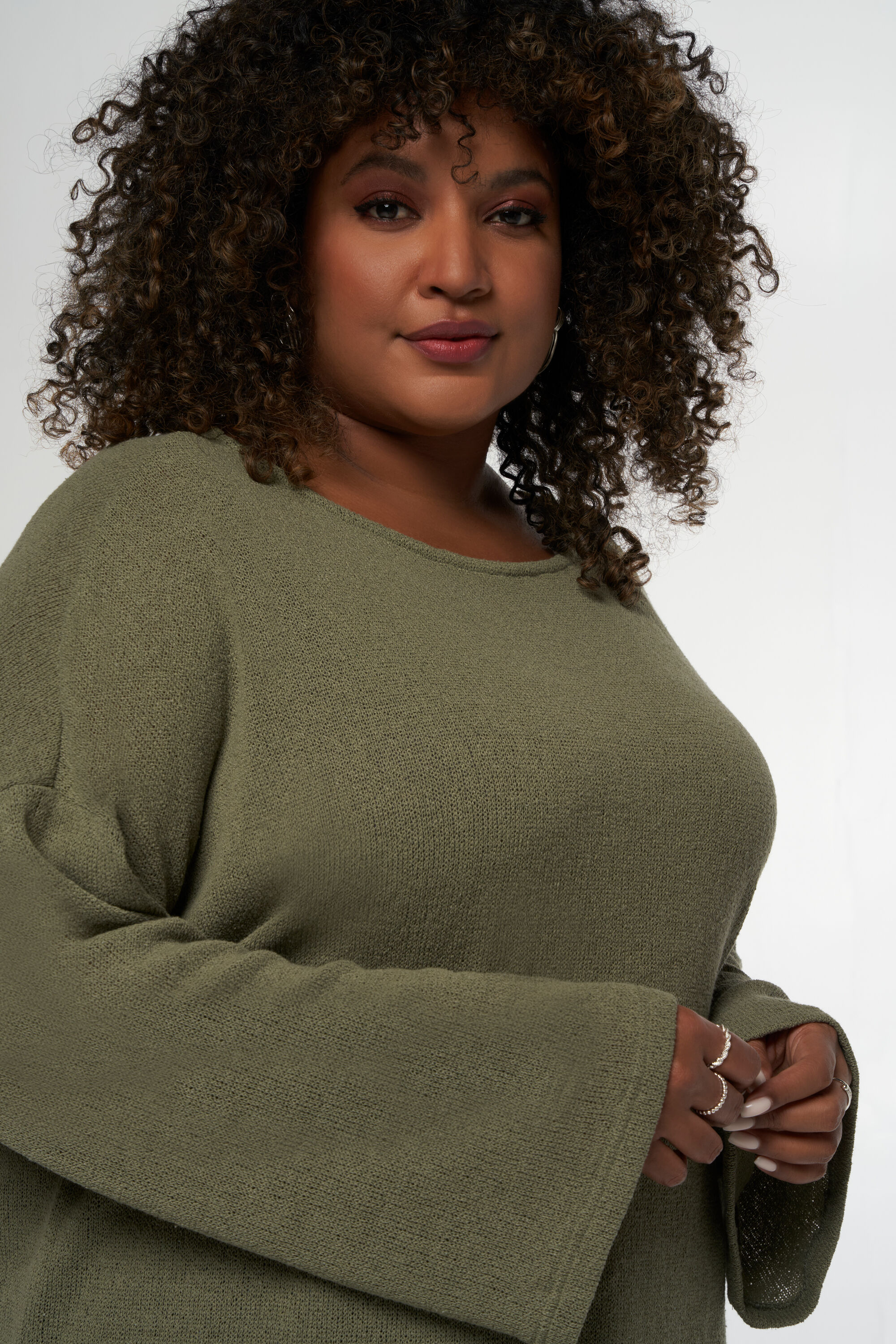 Top mit langen und ausgestellten &Auml;rmeln image number 4