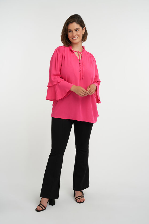 Bluse mit Rüschen und Knöpfen image number 6