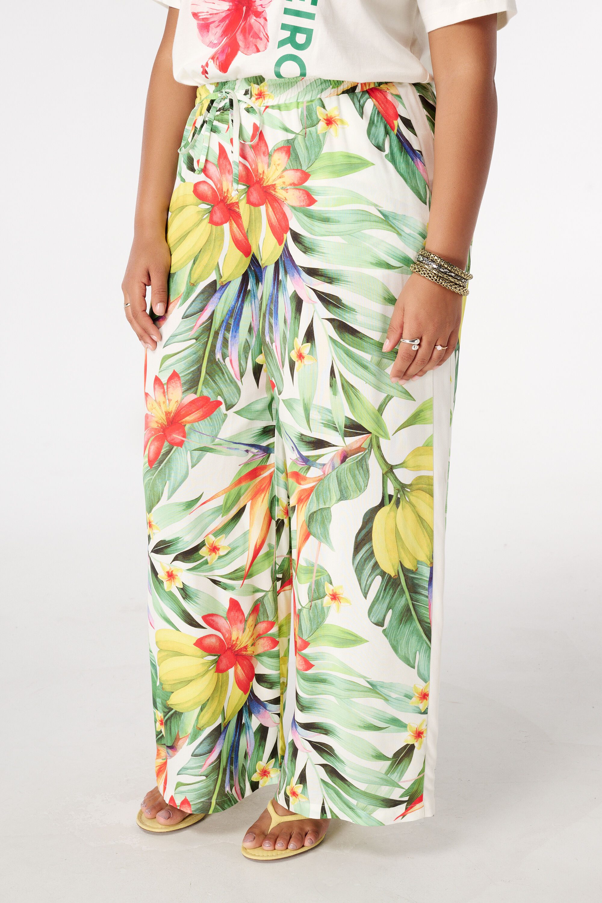 Weite Hose mit Print image number 5