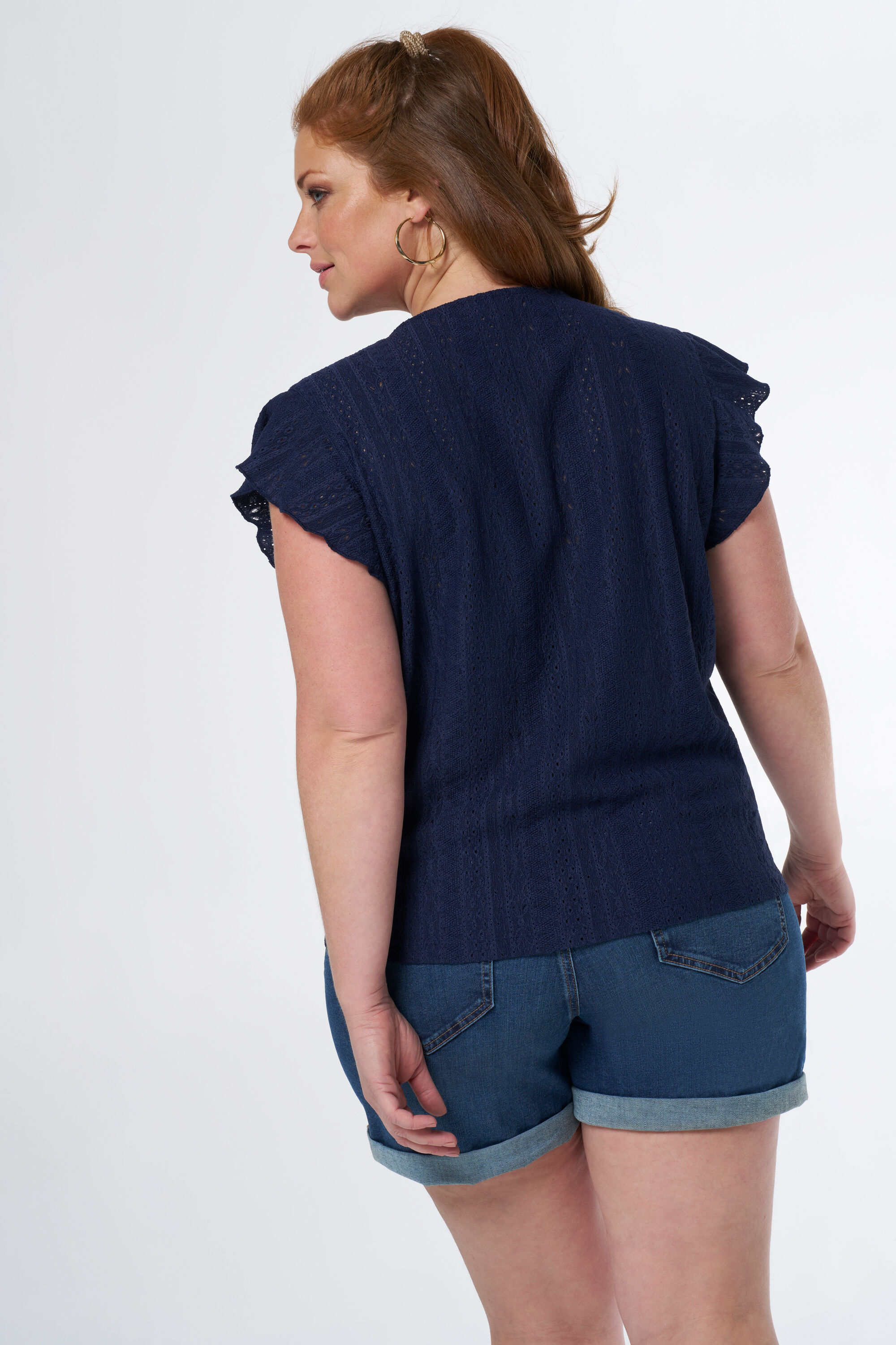 H&auml;keltop mit Schleifendetail image number 3