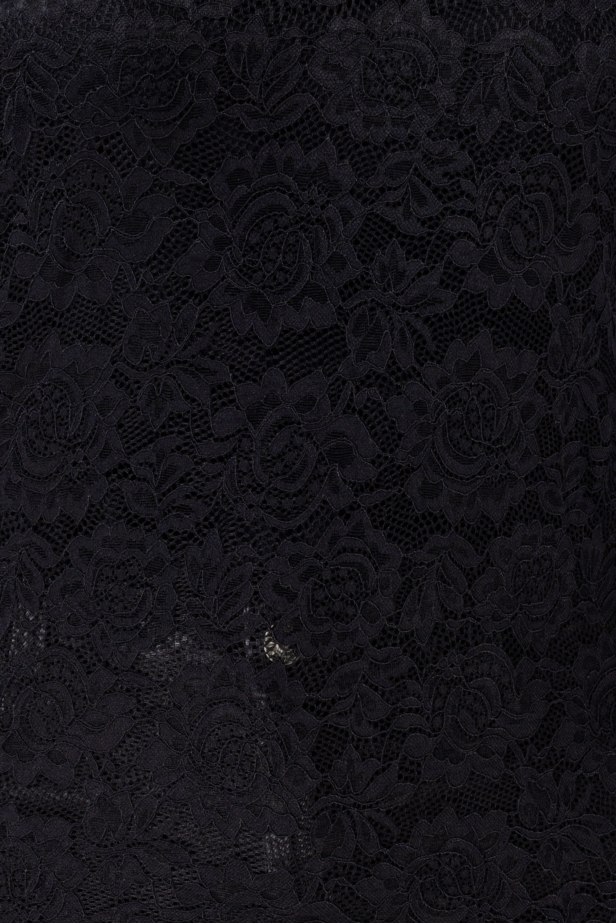 Lace top with long sleeves image number 4