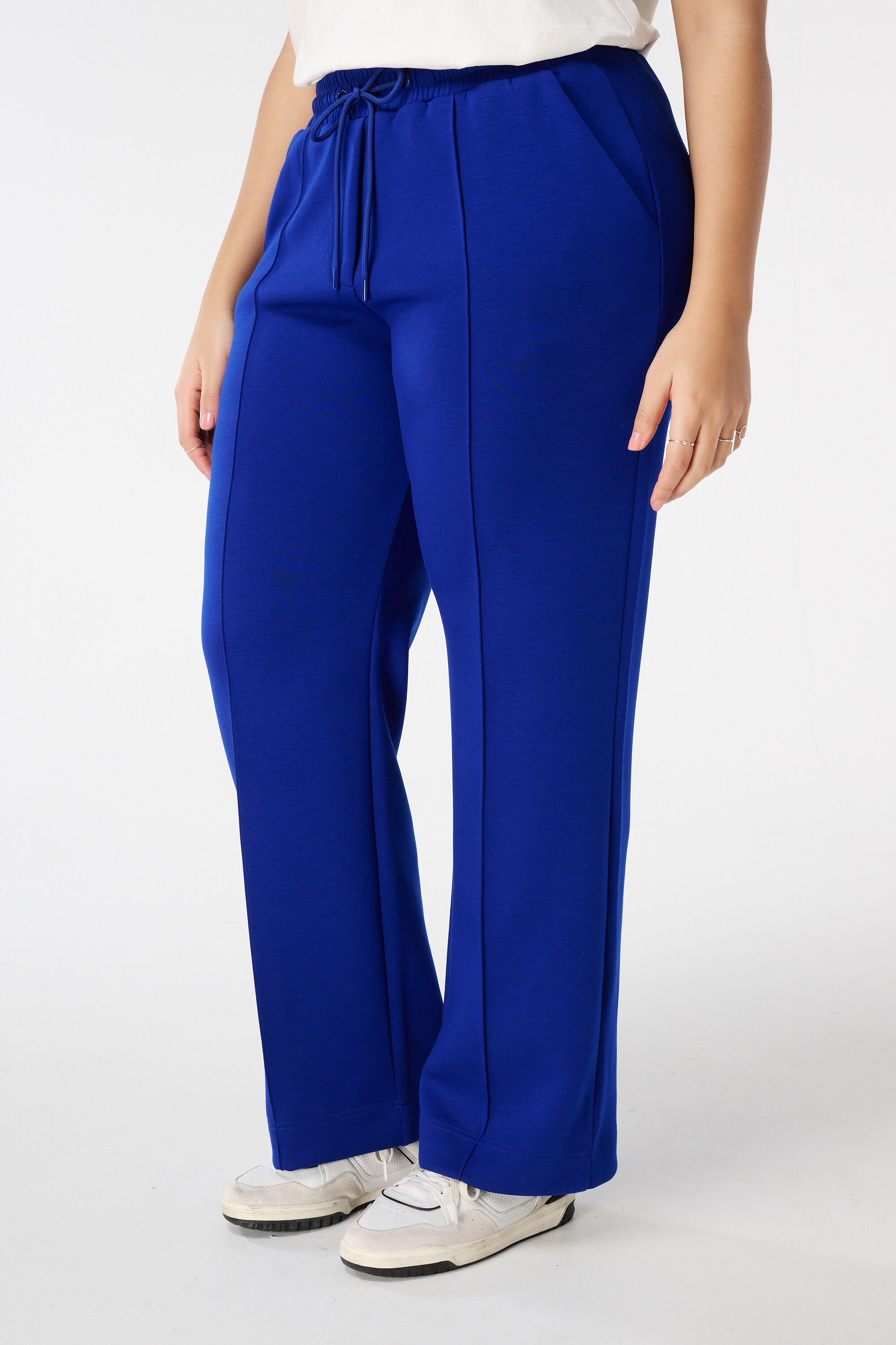 Hose mit elastischem Bund und Ziernaht image number 5