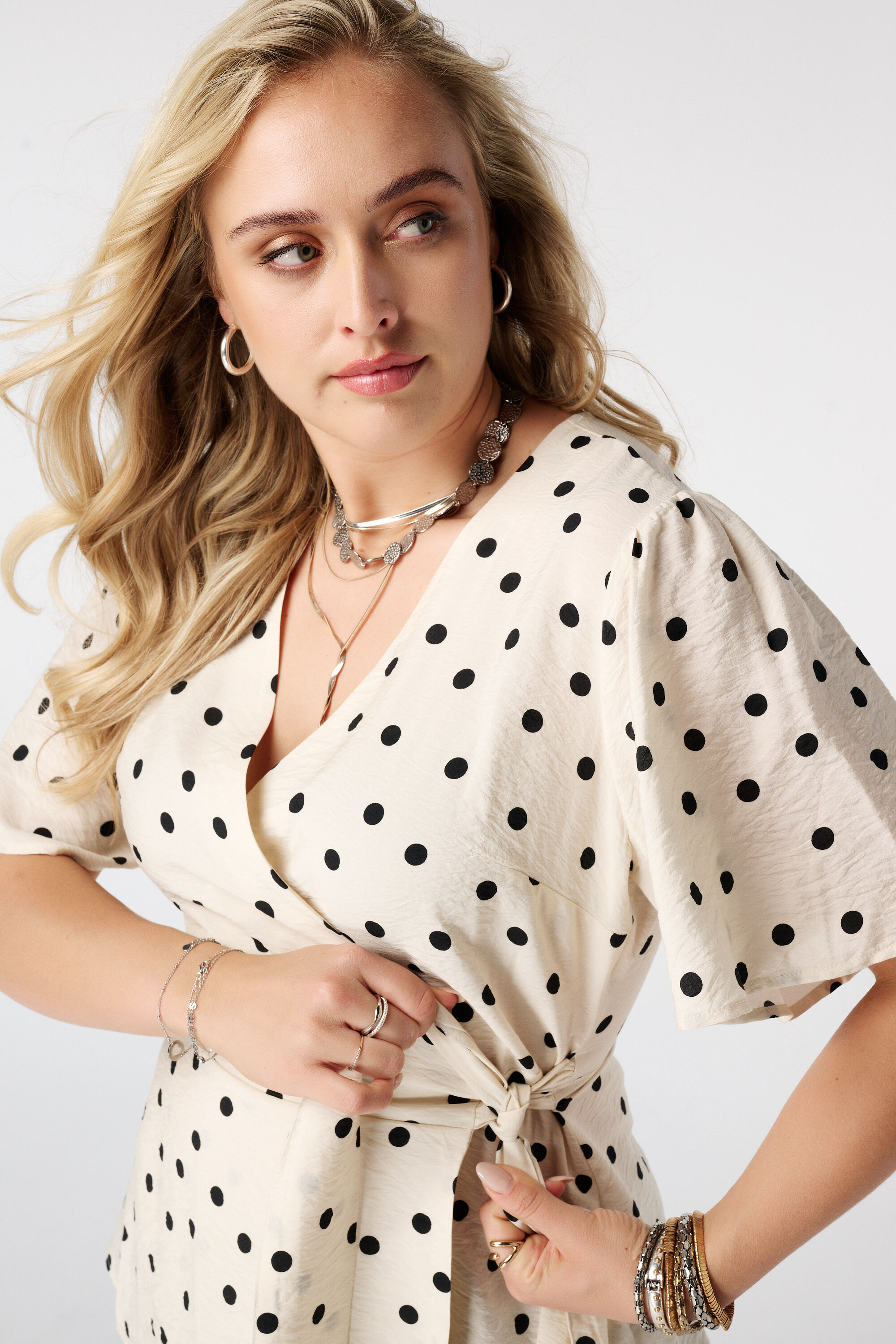 Wickelbluse mit Polka Dot Muster image number 4