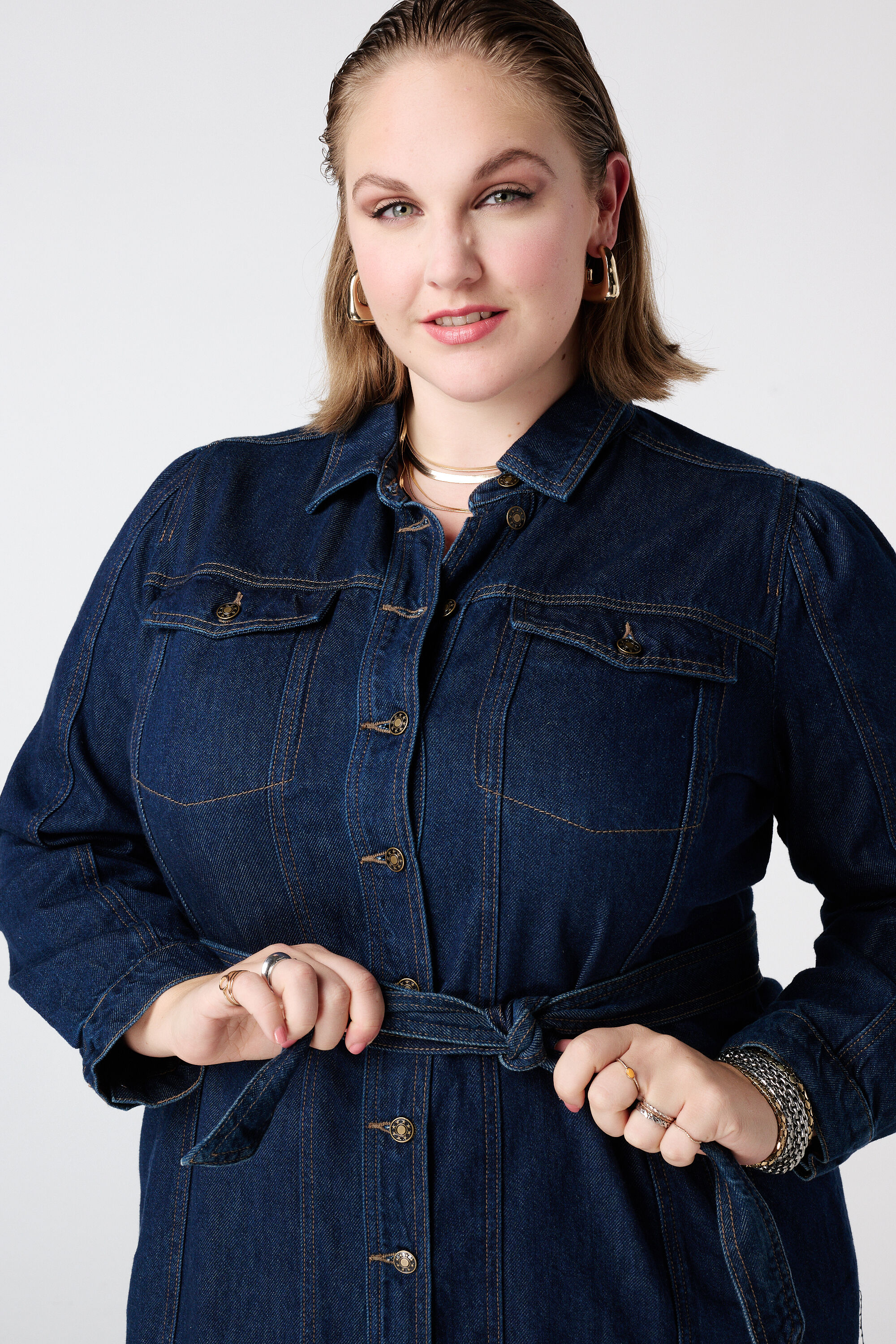 Denimkleid mit Schleifeng&uuml;rtel image number 4