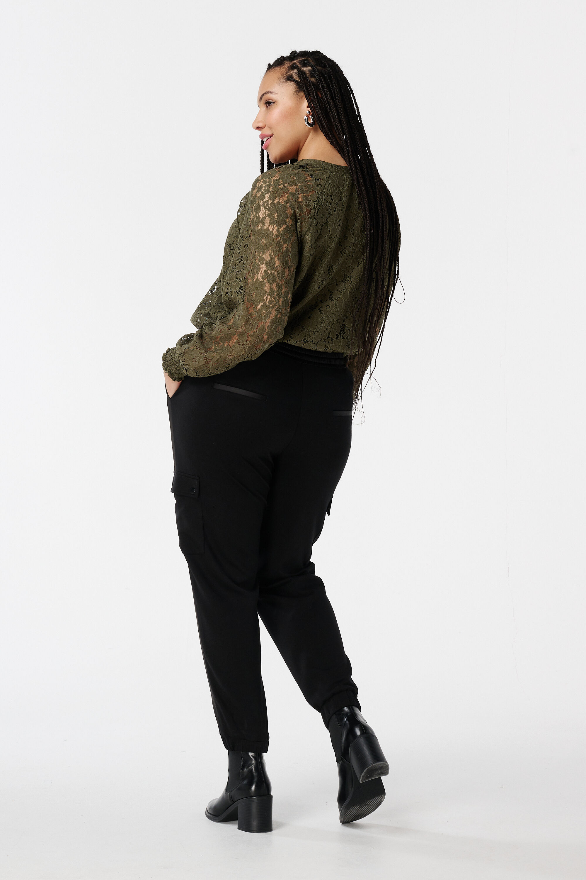 Jogginghose mit Taschen  image number 3