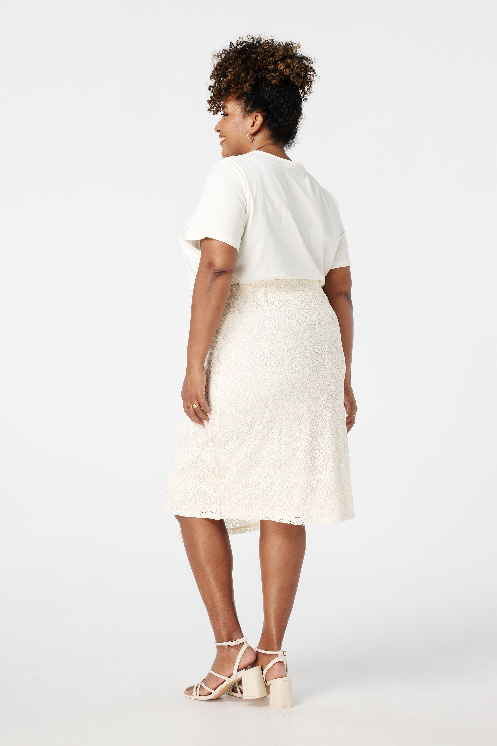 Wickelrock aus Spitze  image number 3