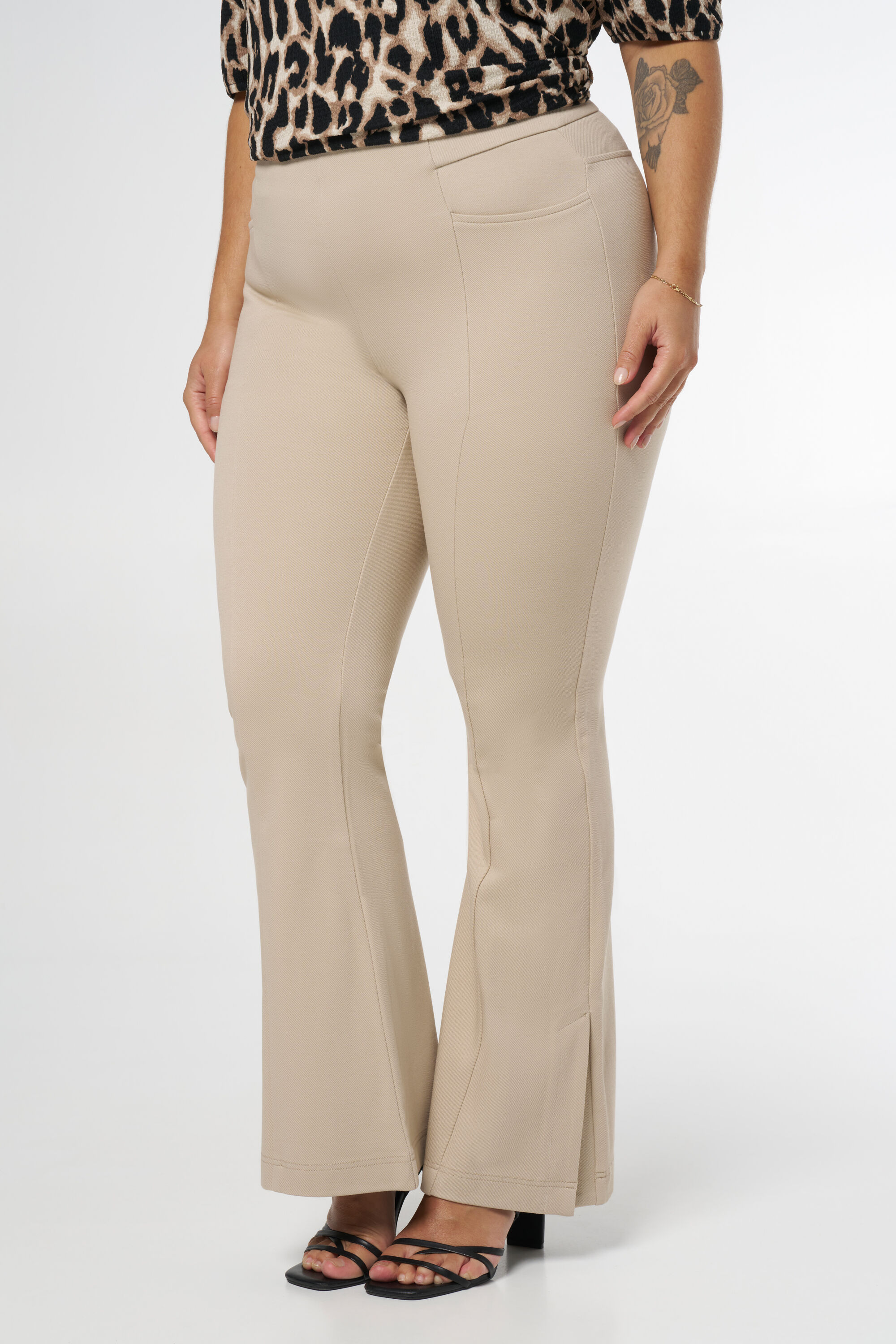 Ausgestellte Treggings image number 5