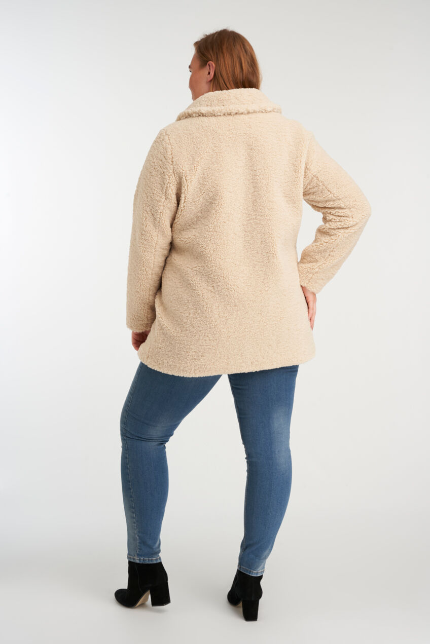 Sanfte Teddy-Jacke image number 4