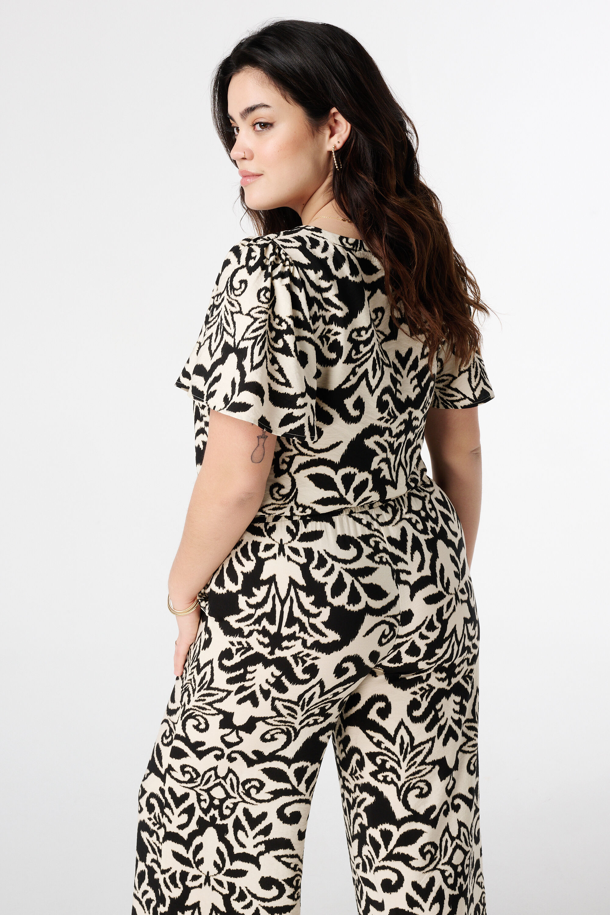 Bluse mit Schleifendetail  image number 3