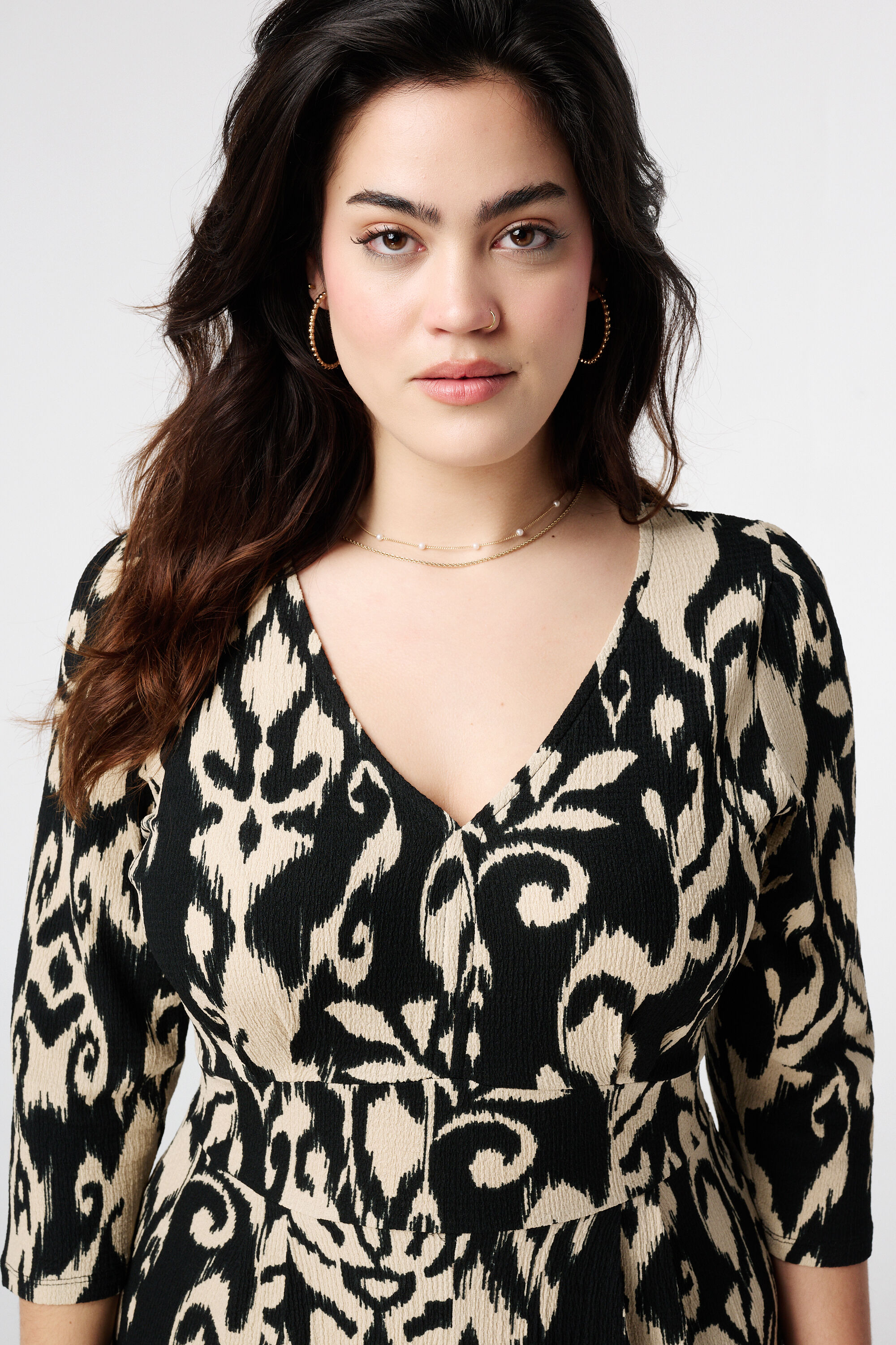 Midikleid mit Struktur und Print image number 4