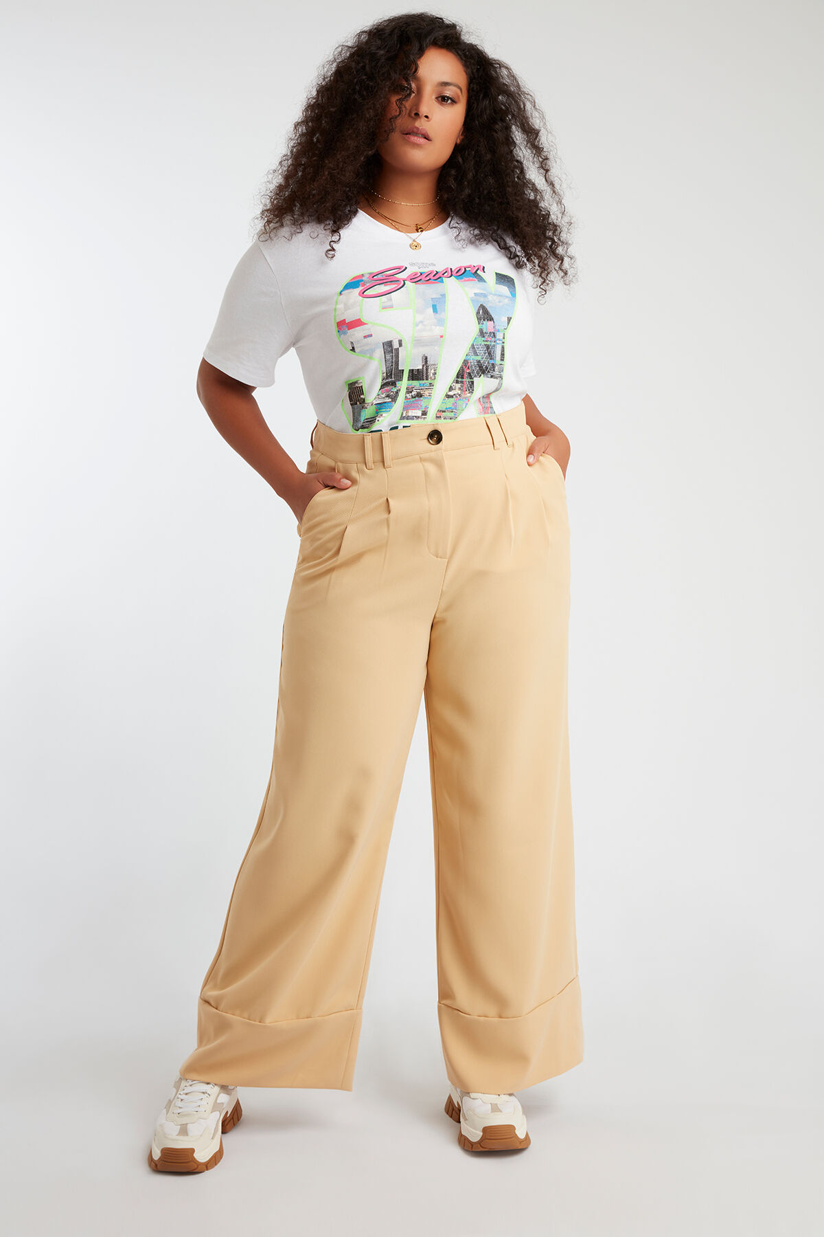 Weite Bundfaltenhose image number 3