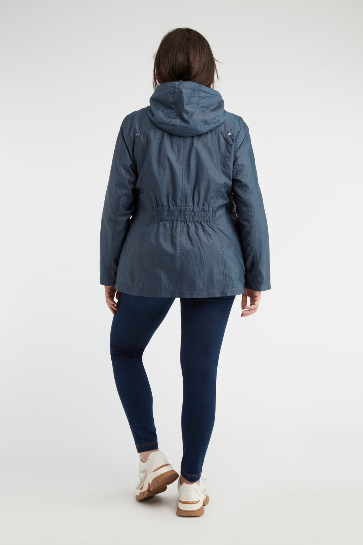 Gl&auml;nzender Mantel image number 4