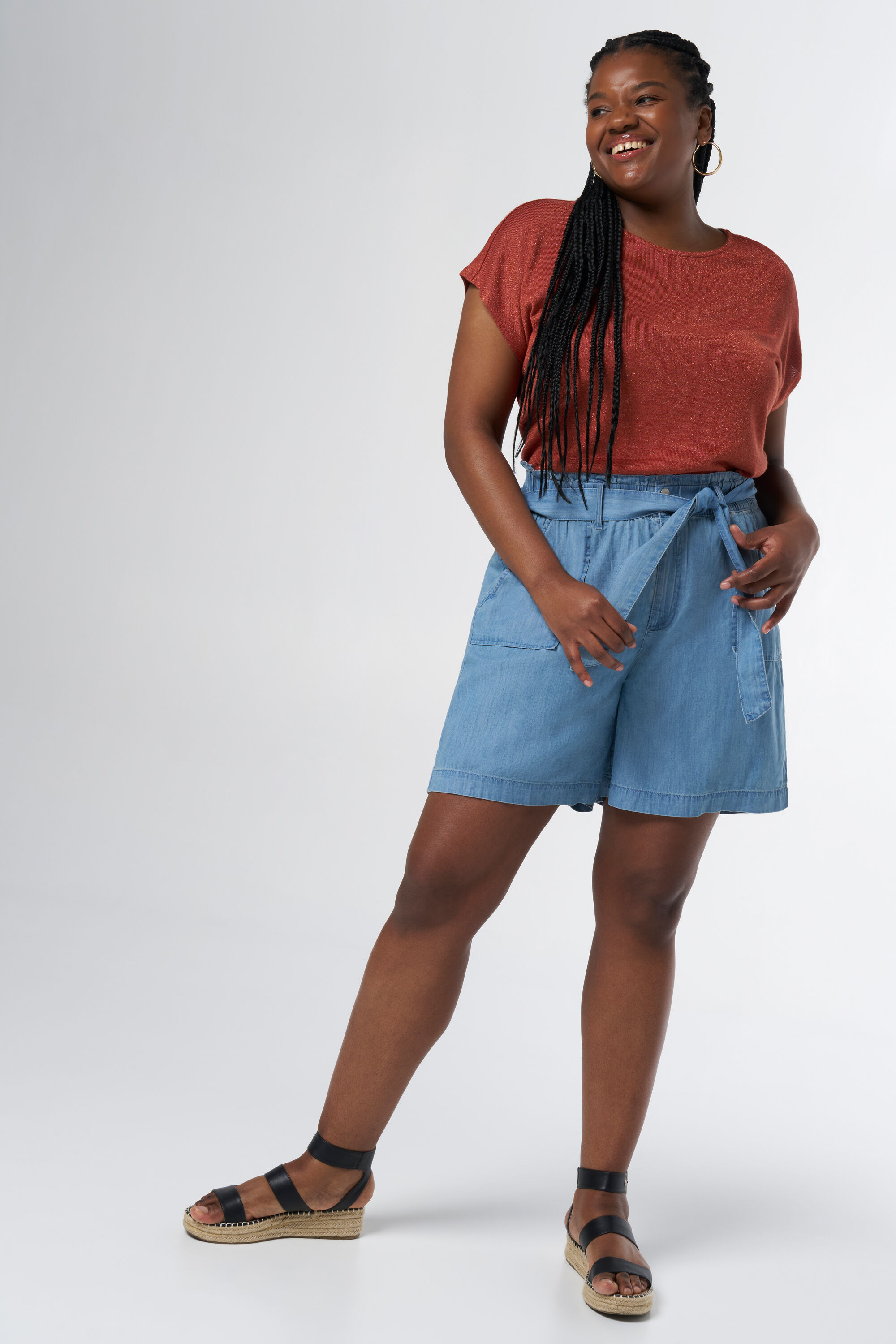 Paperbag-Shorts im Jeans-Look image number 6