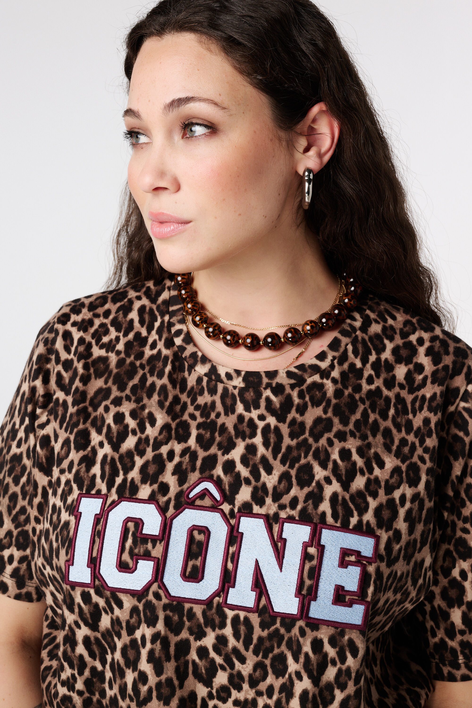 T-Shirt mit Tierprint image number 4