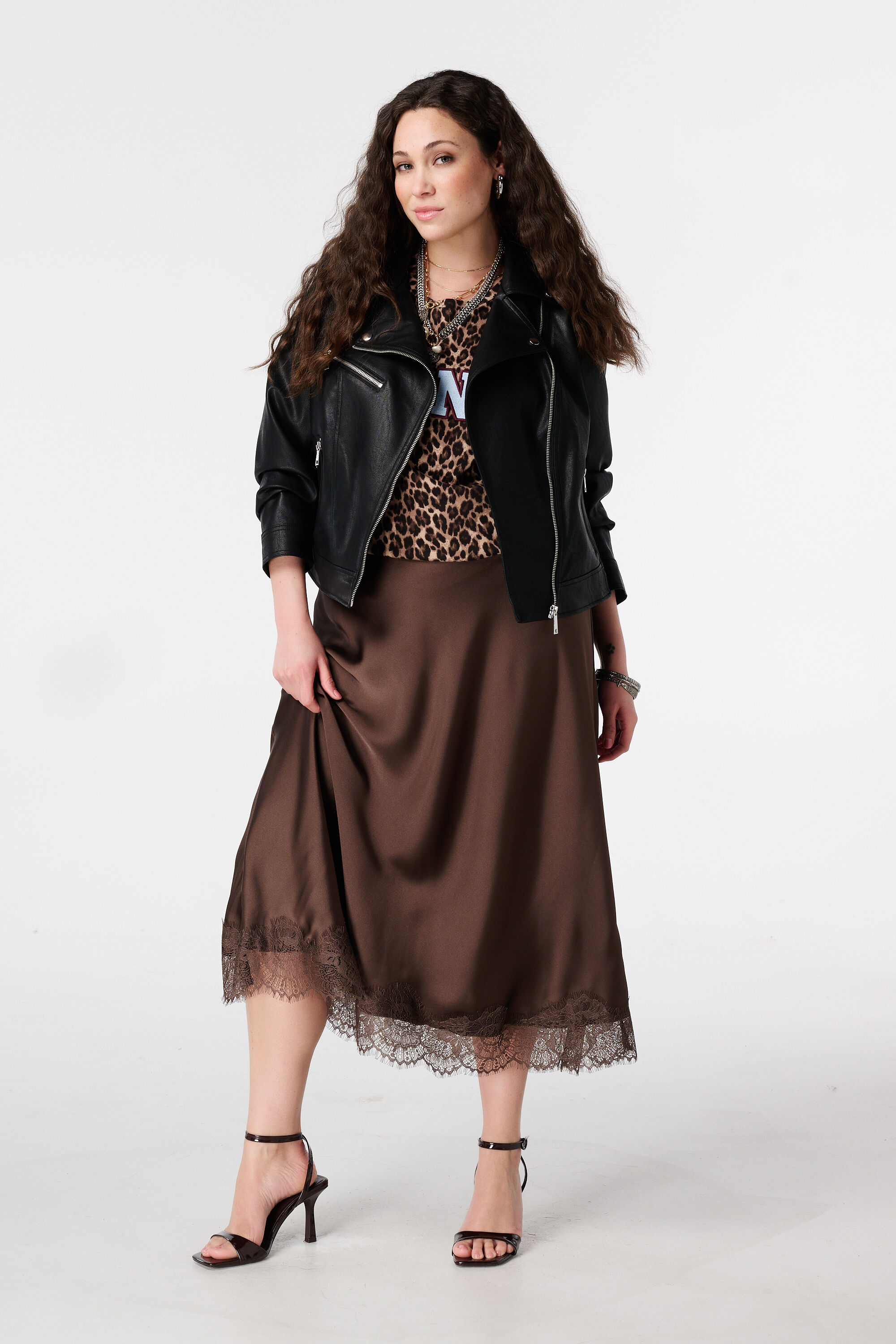 Rock mit Satinoptik und Spitzen-Detail