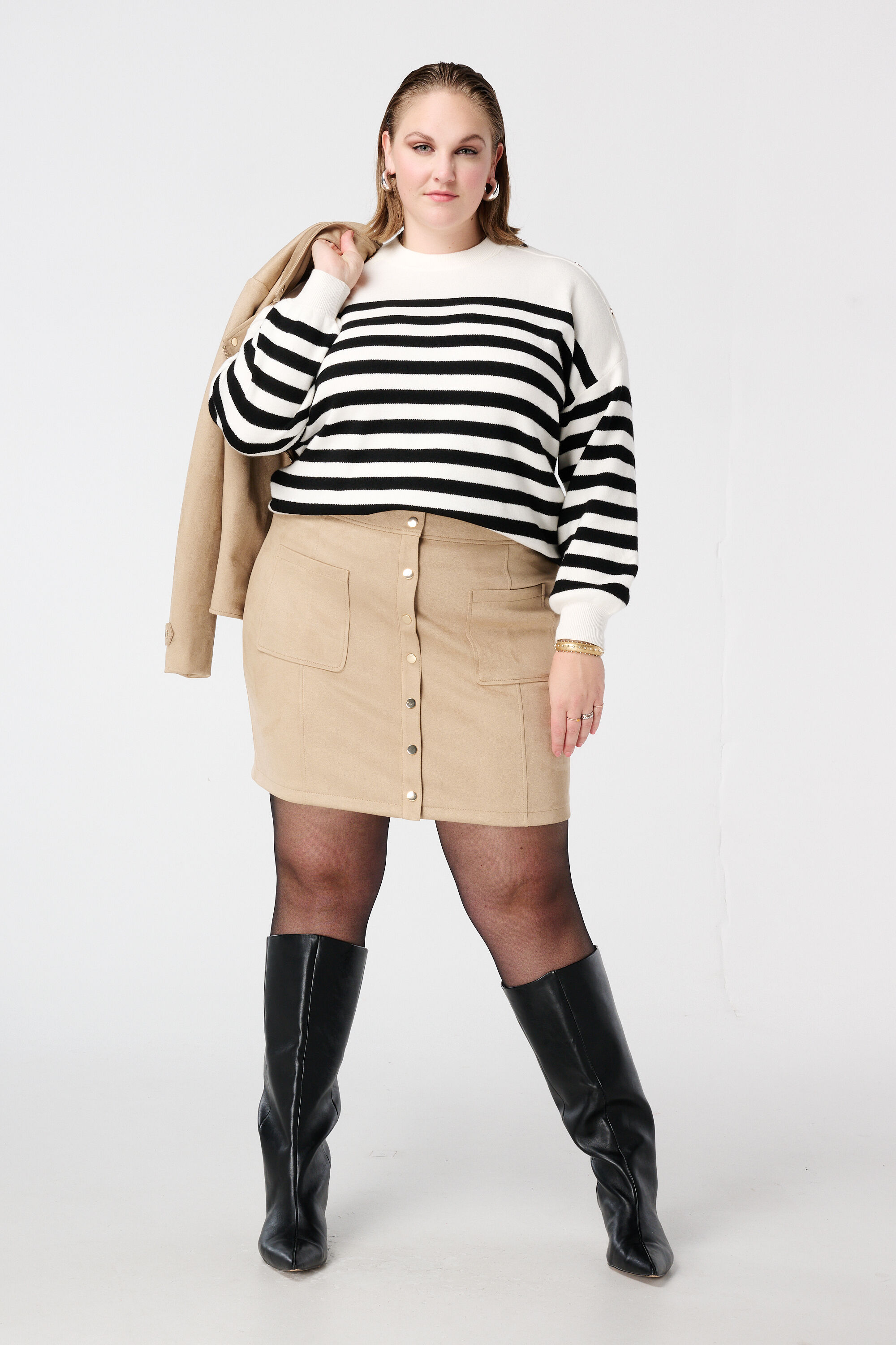 Veloursrock mit Knopfleiste