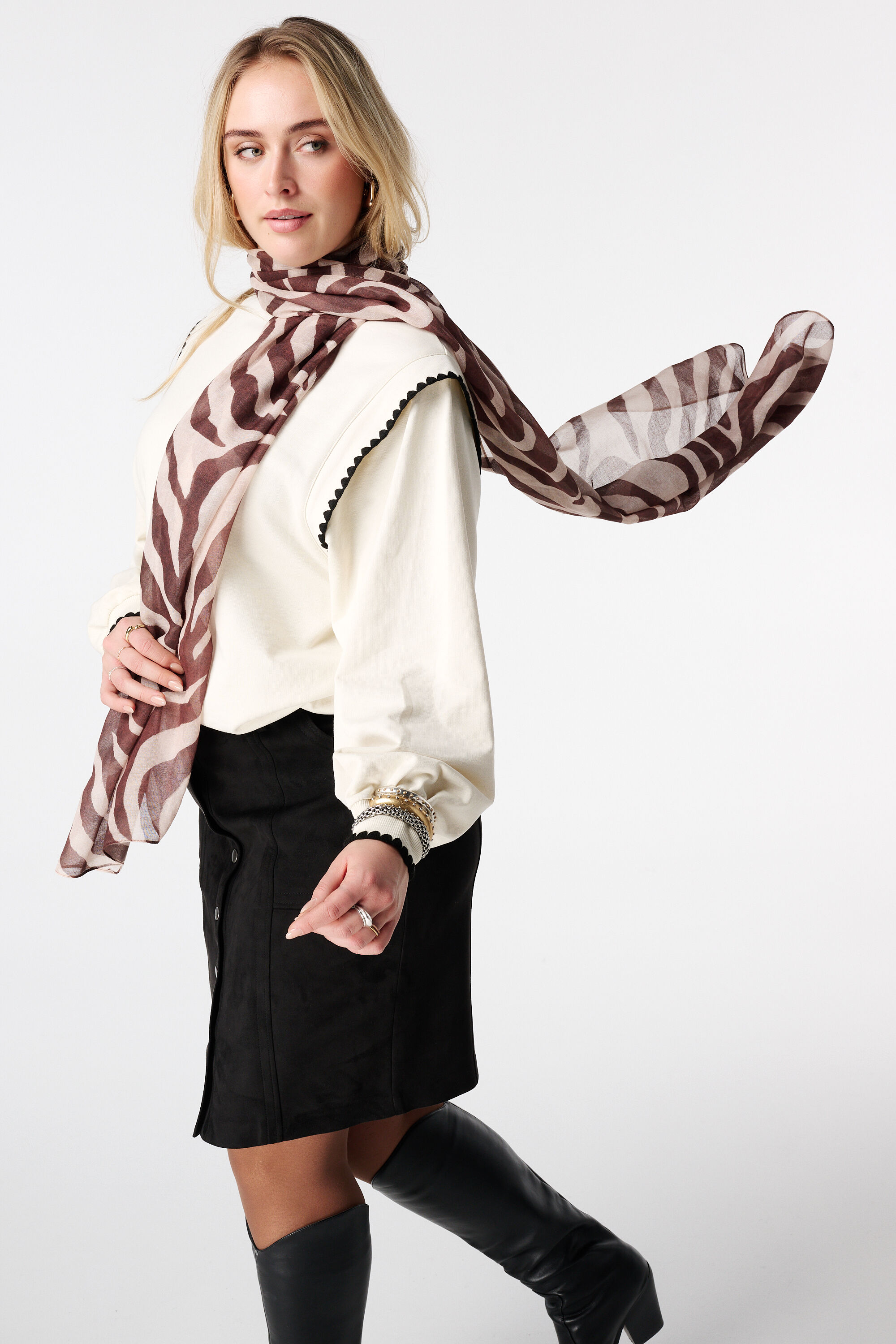 Schal mit Print image number 2