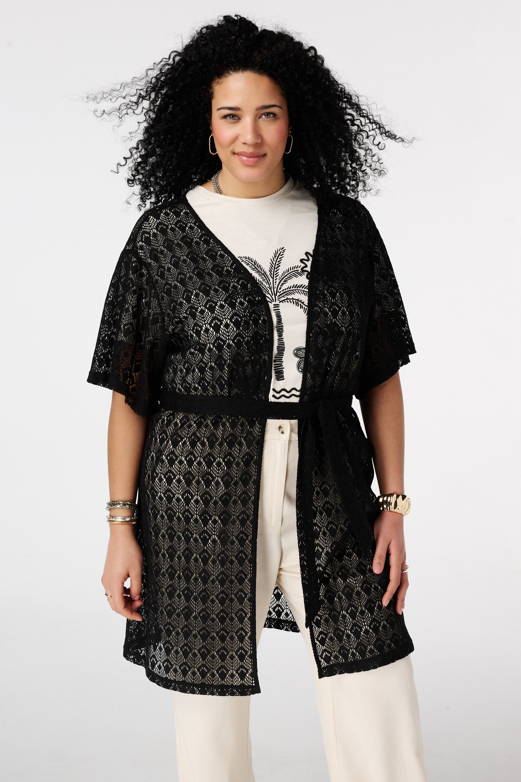 Lange Strickjacke mit Bindeg&uuml;rtel