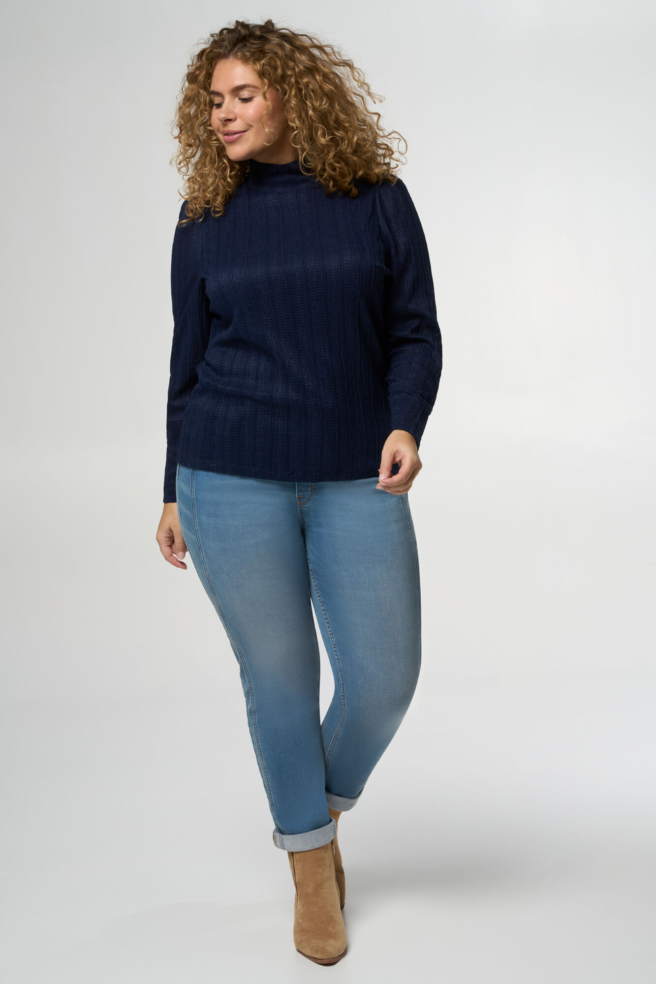  Oberteil mit Wasserfallausschnitt und Struktur image number 5