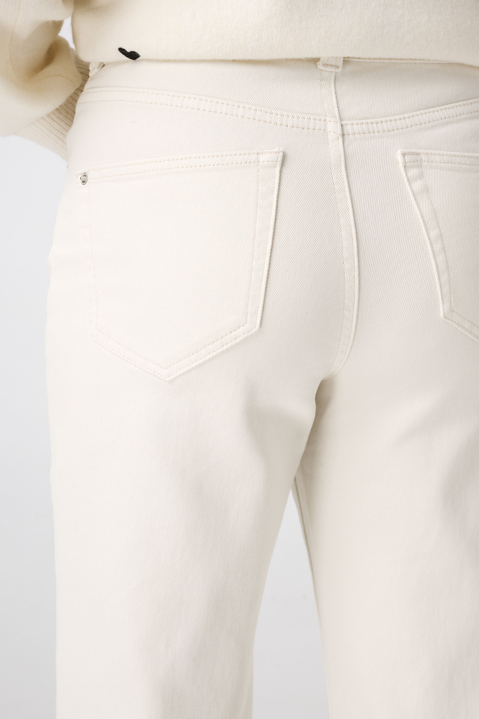 Weite Jeans mit hoher Taille image number 4