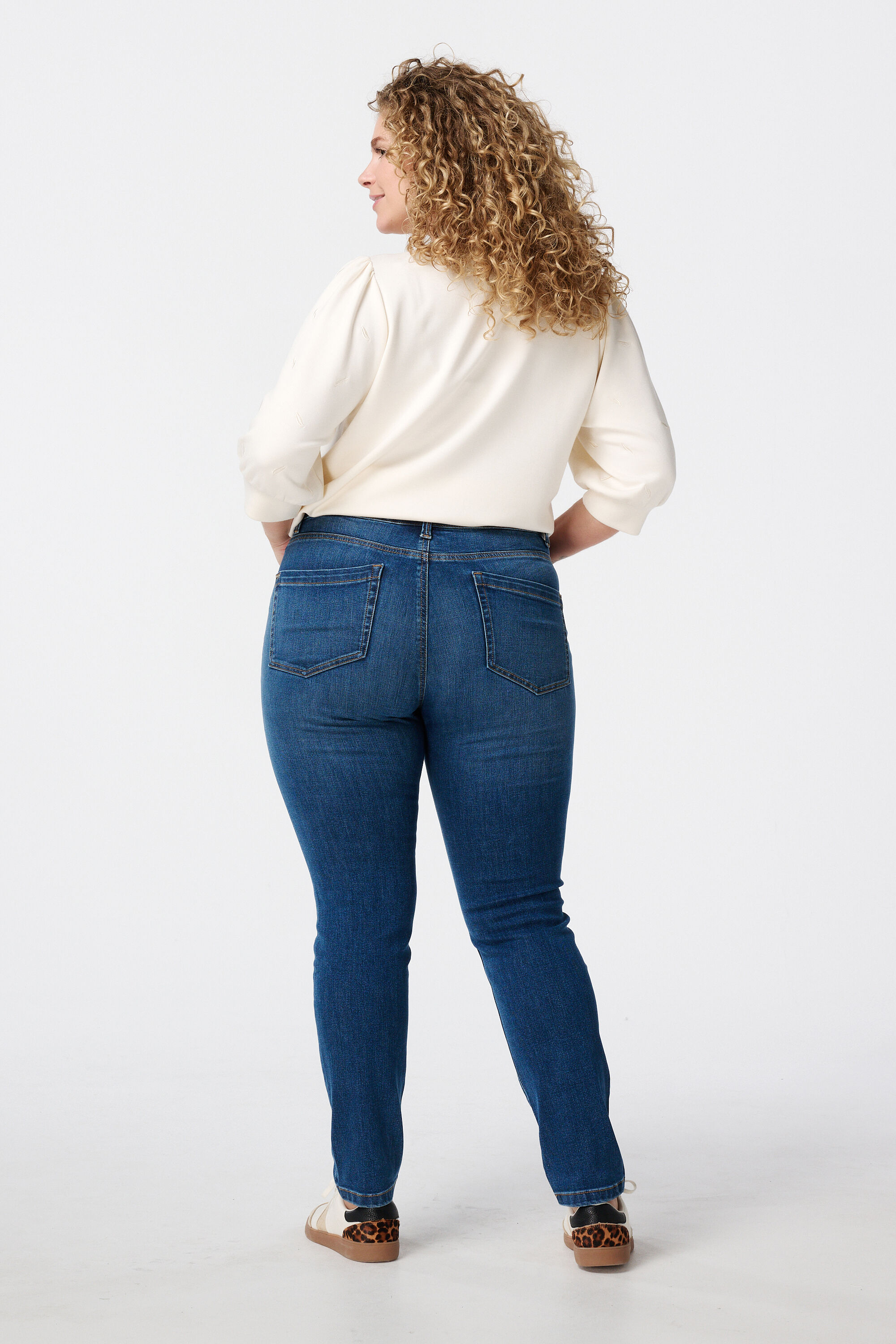 Slim-Leg-Jeans IRIS image number 3