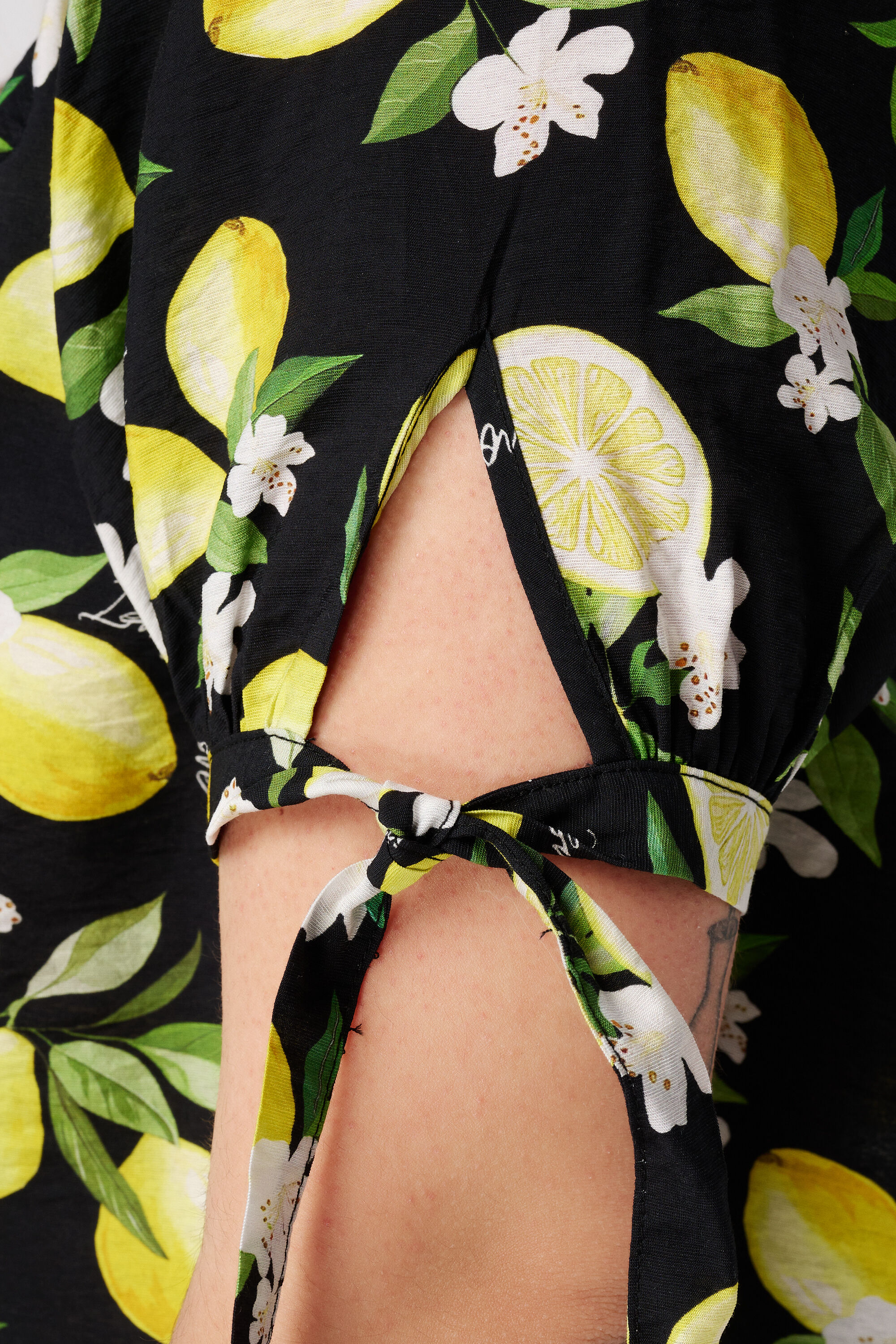 Off-Shoulder-Bluse mit Print image number 6