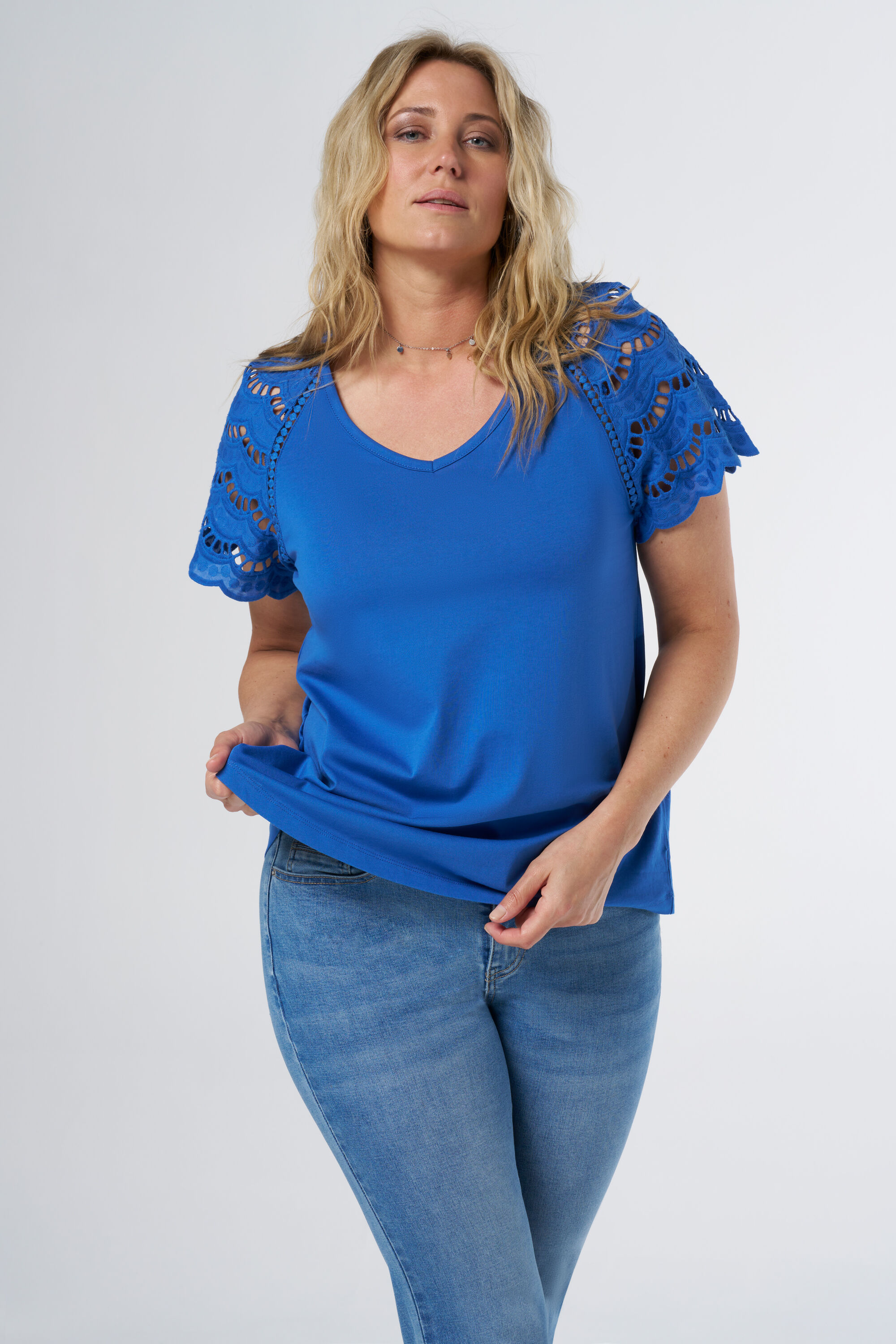 T-Shirt mit Details an den &Auml;rmeln image number 6